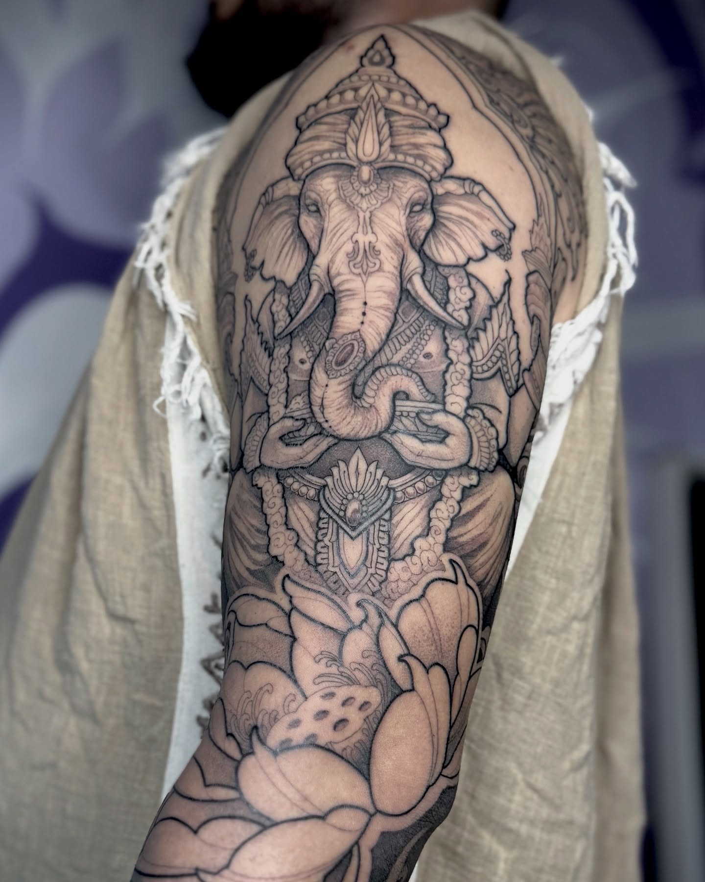 Tattoo by @pallada.is.love — black_and_grey, geometric