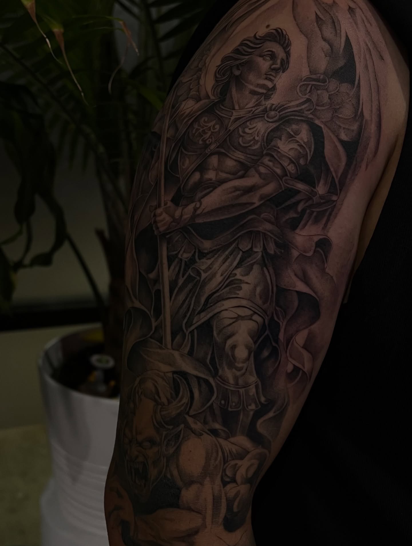Military warrior realism tattoo on the upper arm by Espi