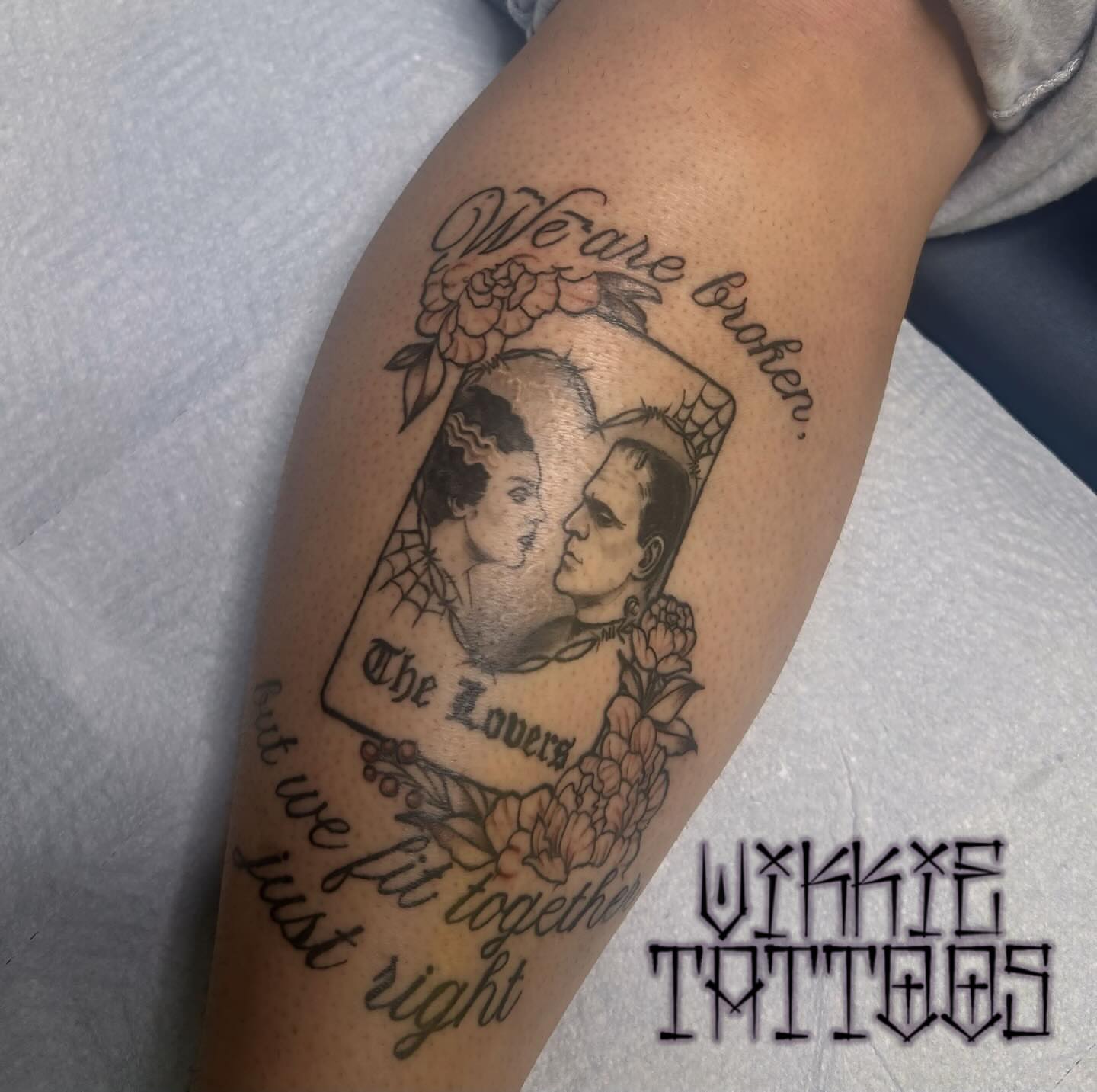 Broken lovers realism tattoo on the forearm by Victoria Mendez