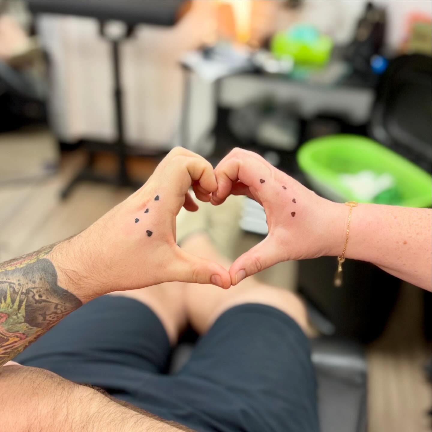 Heart dotwork tattoo on the hand by bradyn thornton: eco-tattoo artist