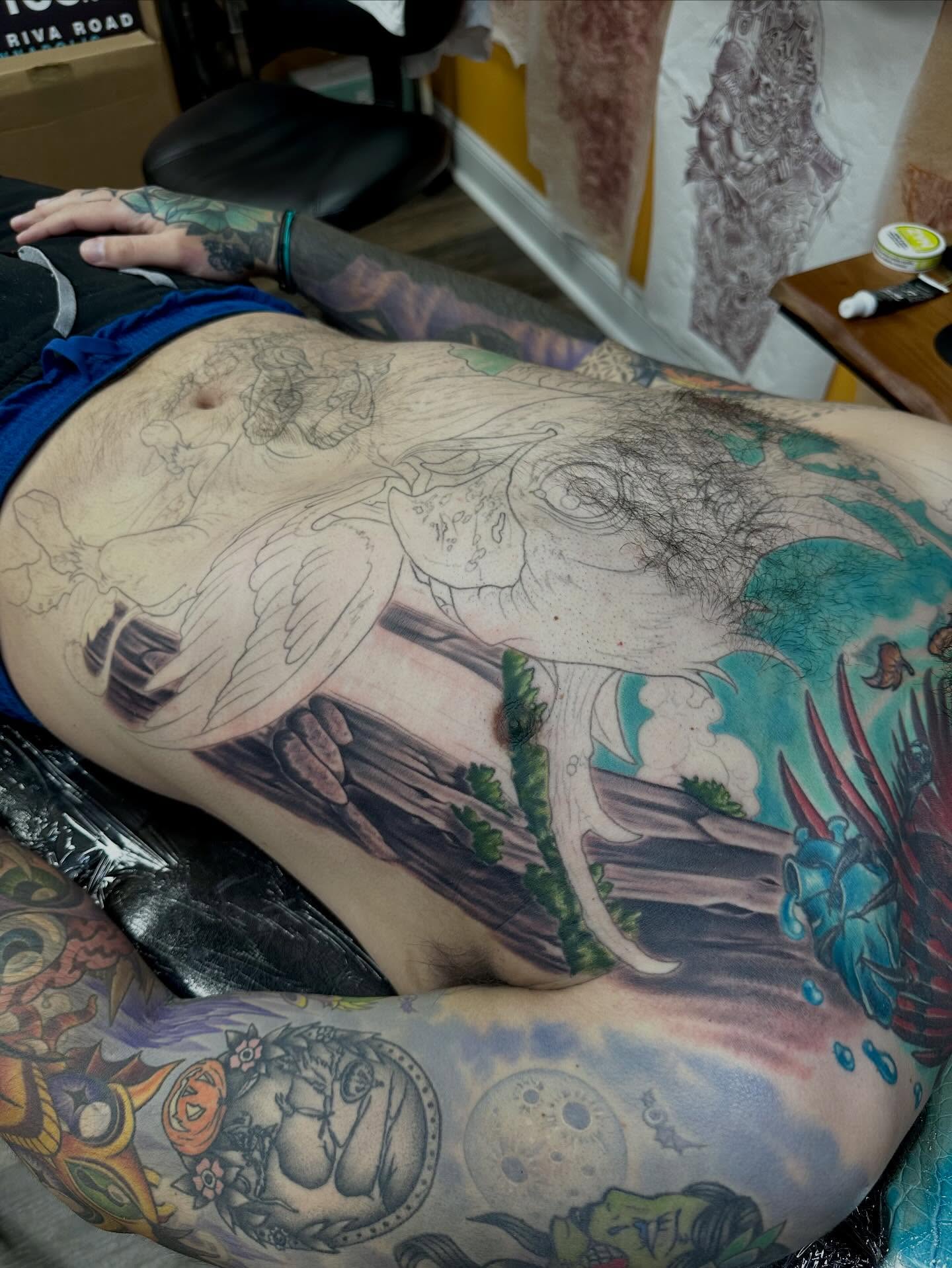 Tattoo by @parrychotipradit — realism, dotwork