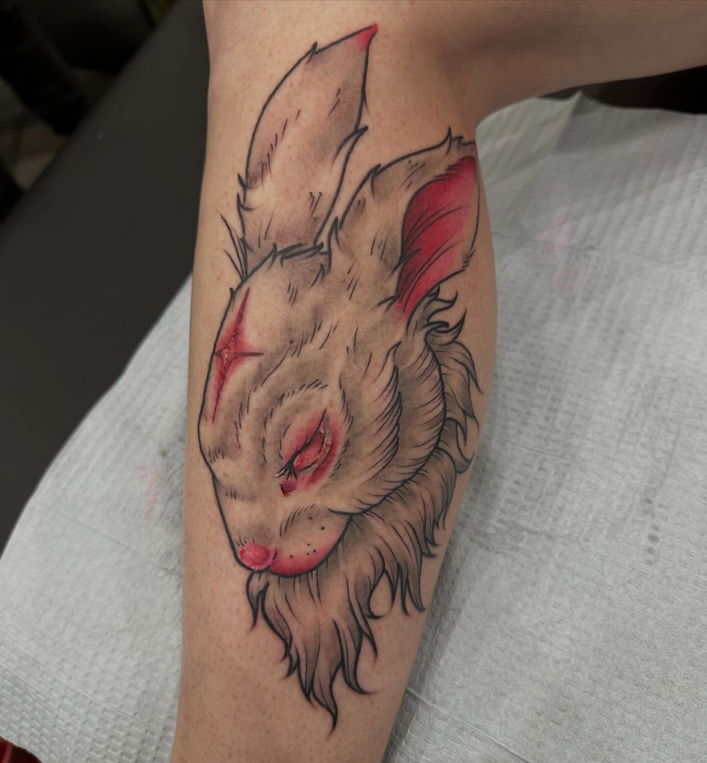 Tattoo by @ugh_mychaela โ realism