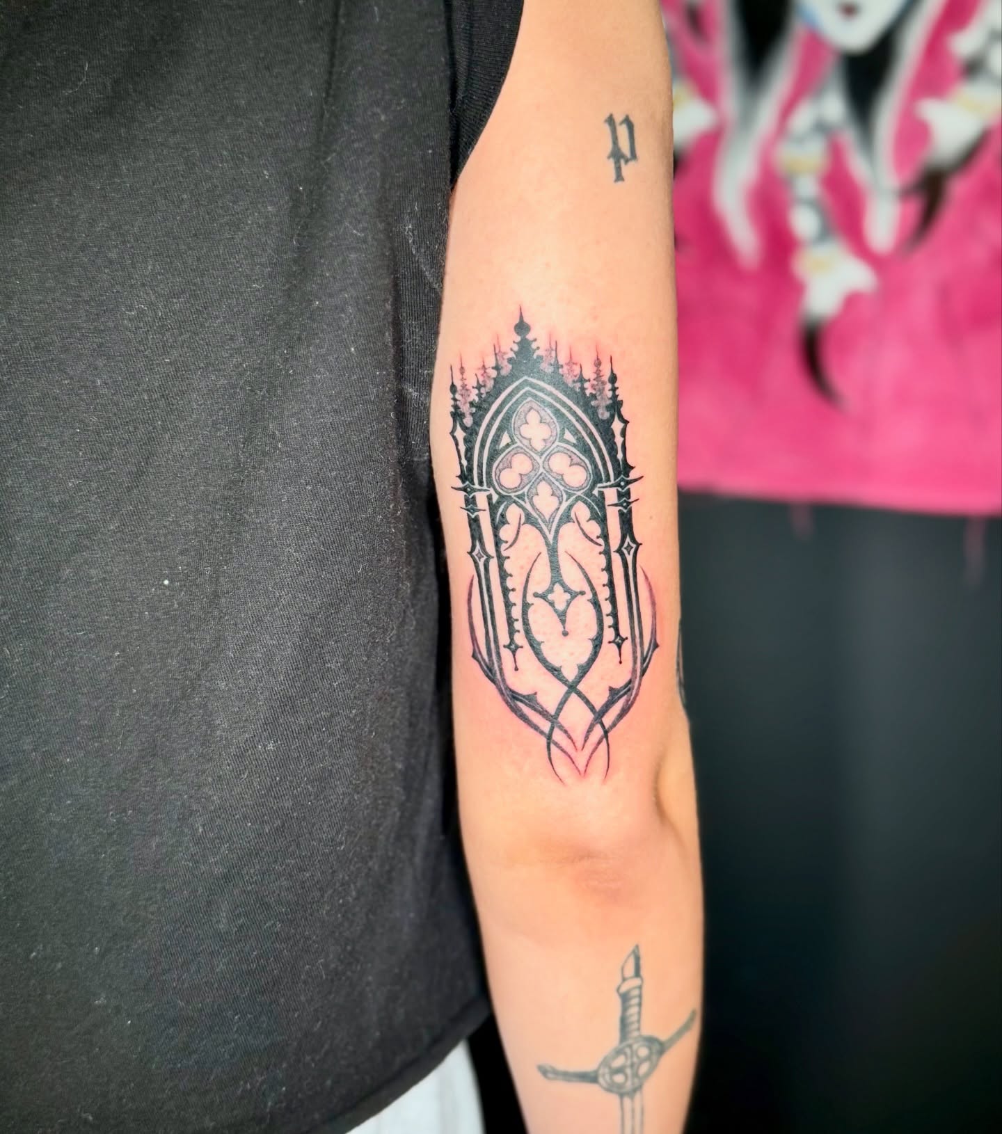 Tattoo by @bsomebodytattoos — black_and_grey