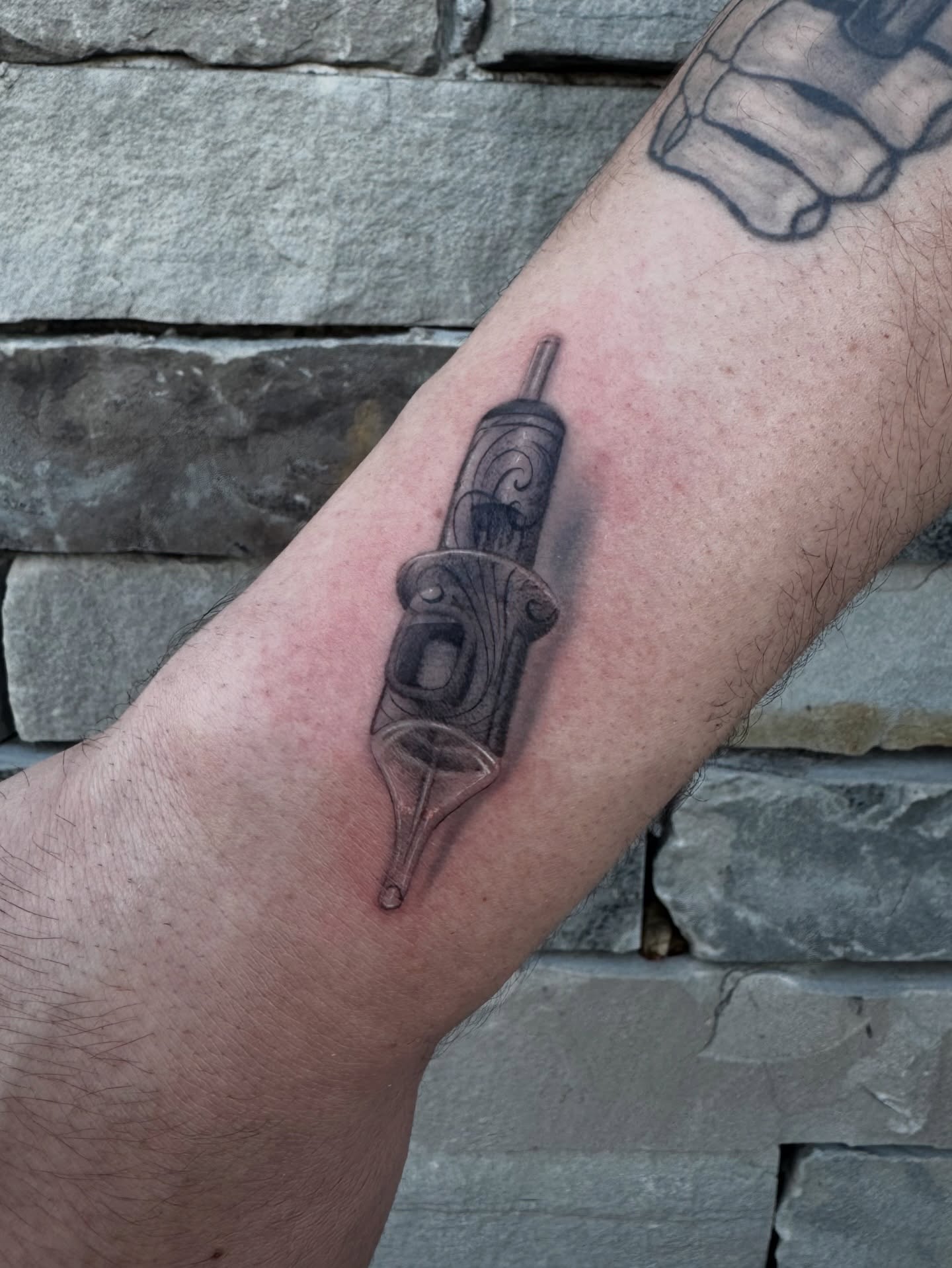 Pen black and grey tattoo on the forearm by 𝕷𝖚𝖎𝖘 𝕲ü𝖊𝖗𝖊𝖈𝖆