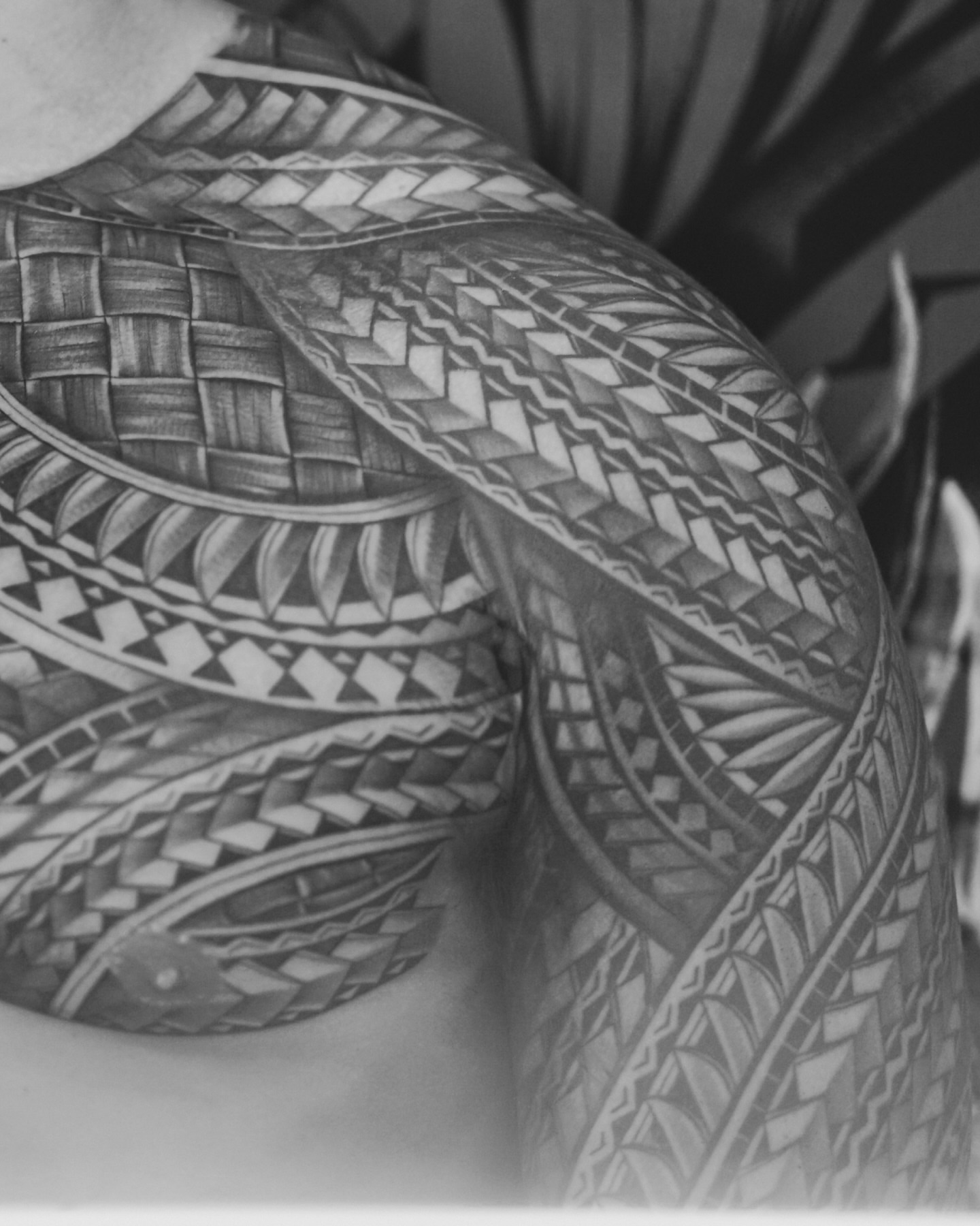 Tribal pattern tribal tattoo on the shoulder by TATTOOS by DESMOND