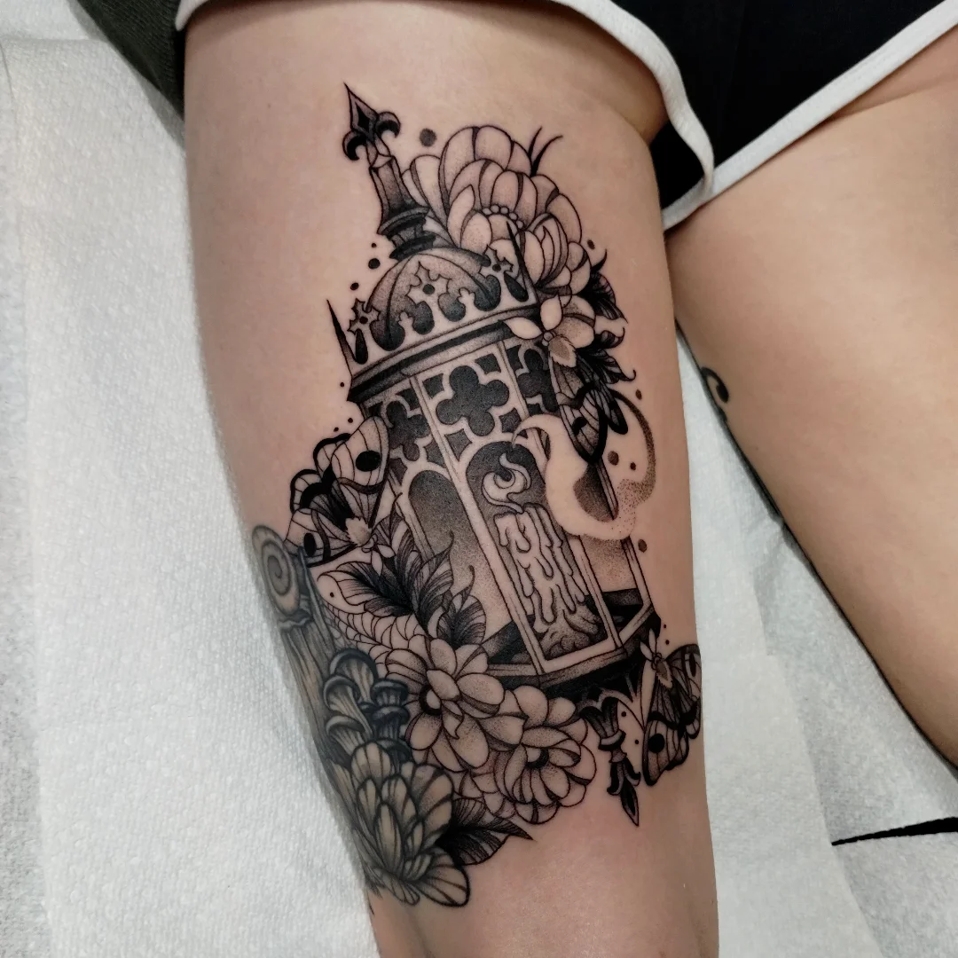 Tattoo by @wren.m.a.d.d β black_and_grey, ornamental