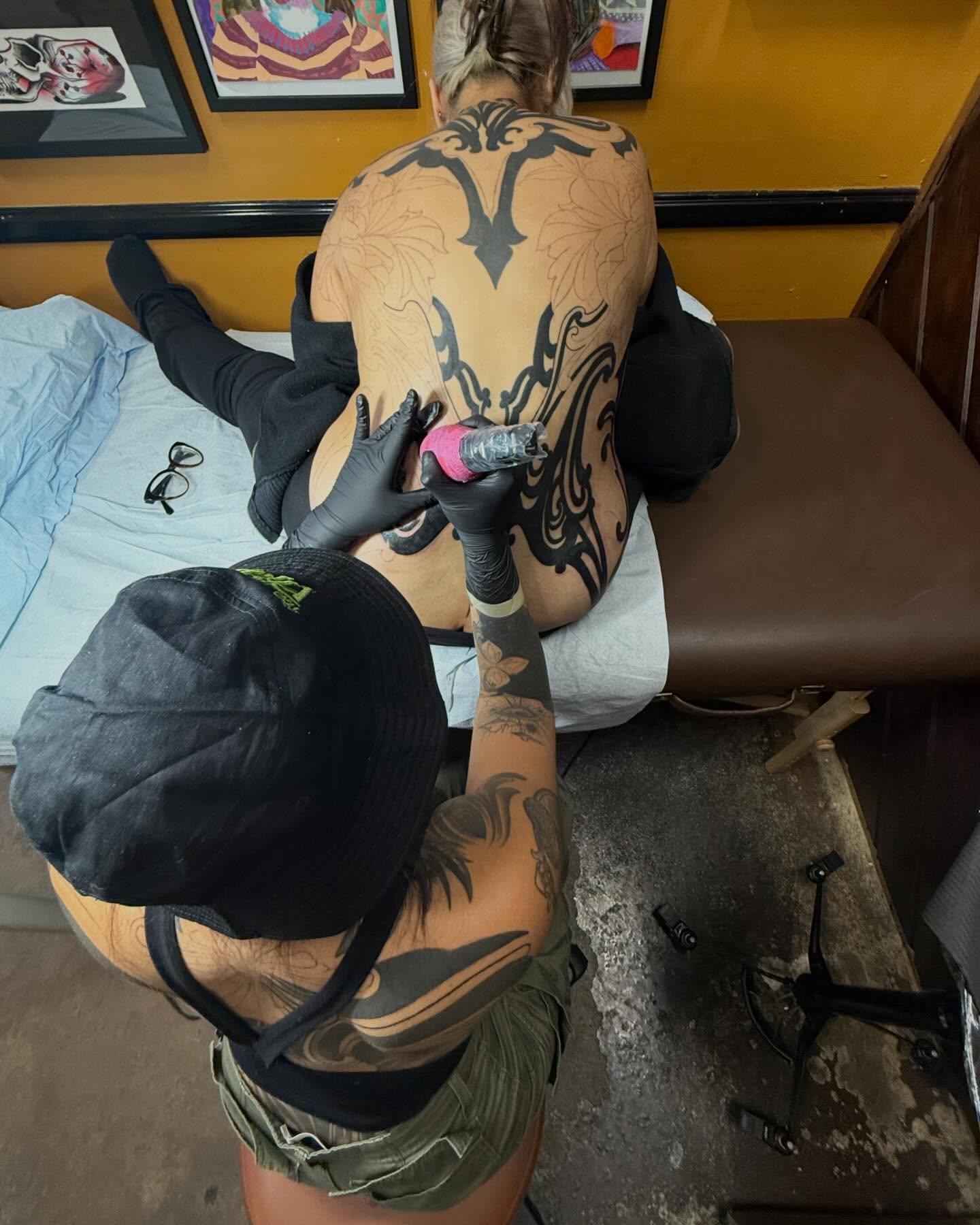 Tribal back piece tribal tattoo on the back by 𝐊𝐄𝐋𝐒𝐄𝐘 𝐂𝐀𝐑𝐌𝐄𝐋𝐀