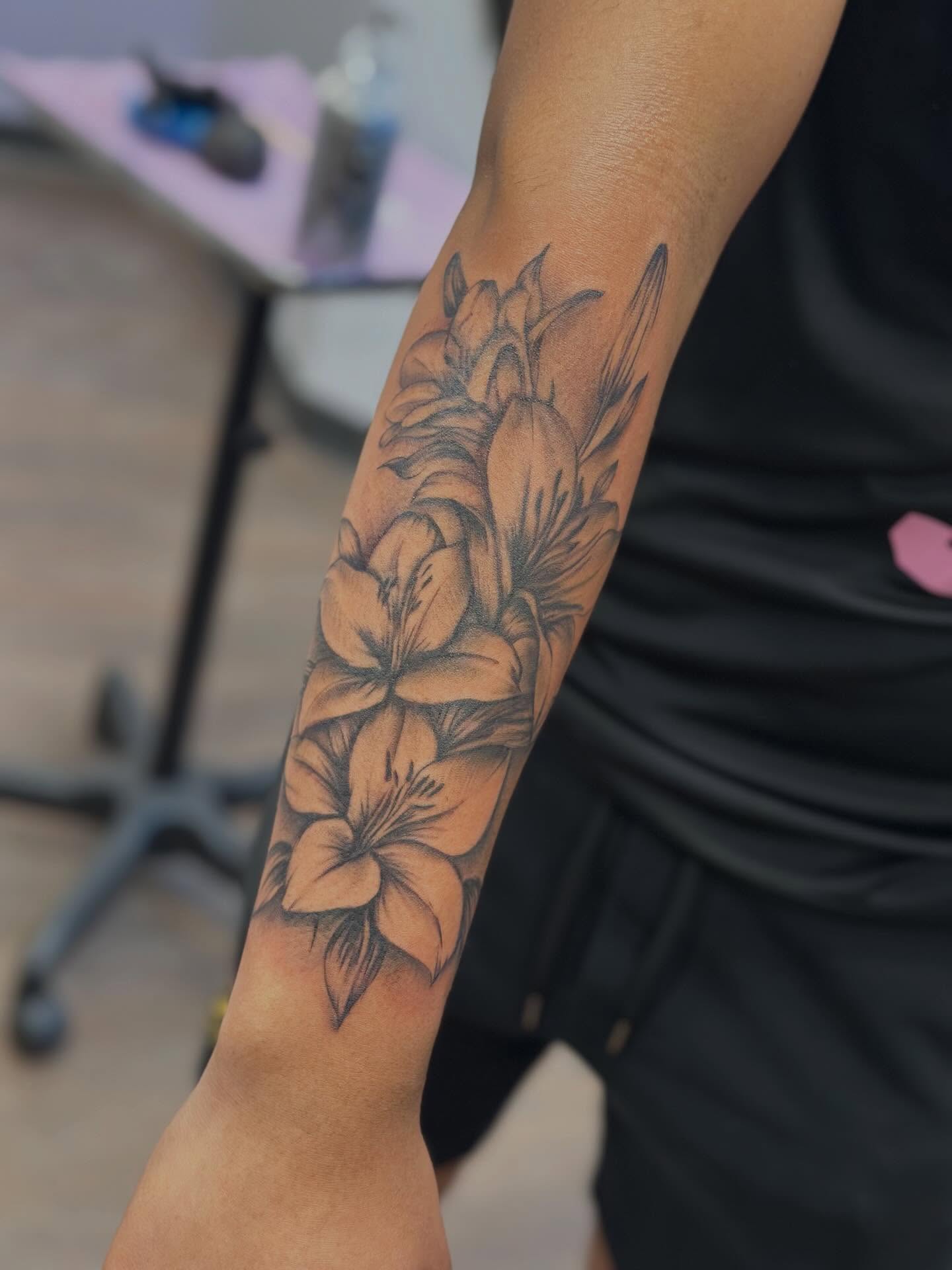 Tattoo by @florex._ink — black_and_grey