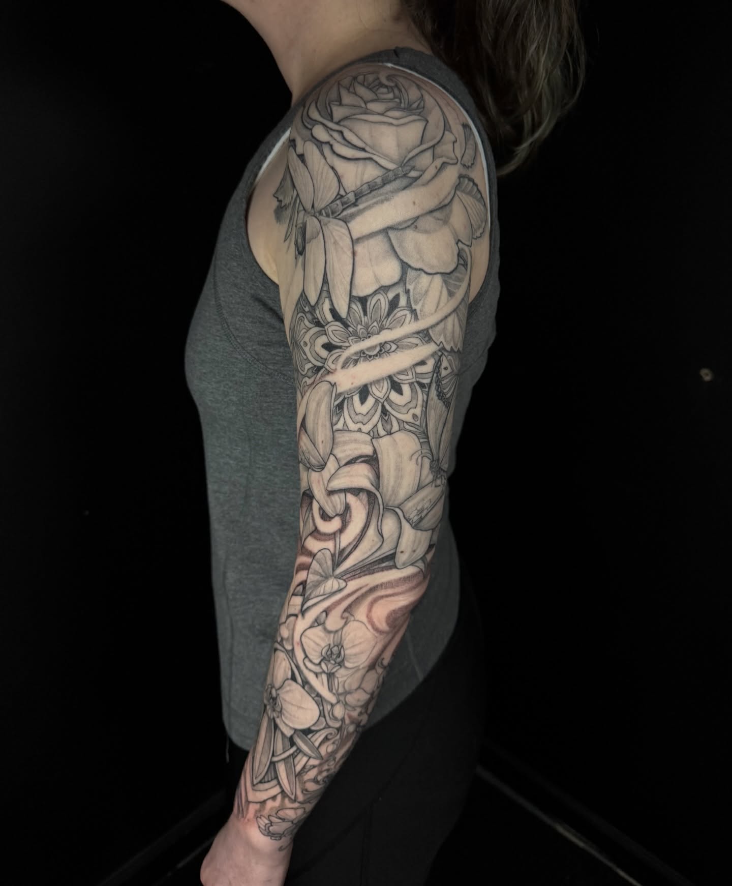 Tattoo by @fragiledagger — black_and_grey, realism