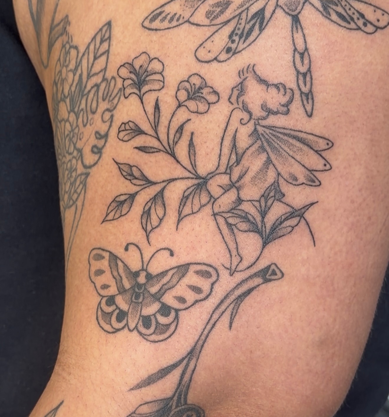 Tattoo by @fleabagtattoos — black_and_grey