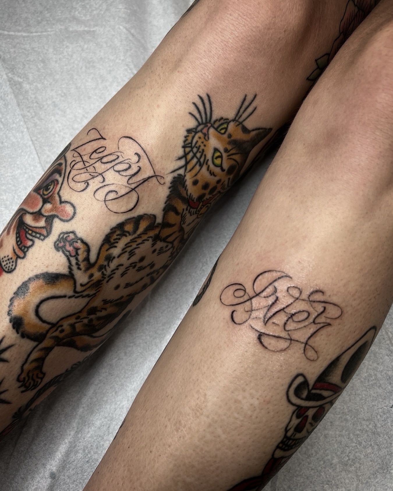Tattoo by @osopolar_tattoos — american_traditional, dotwork