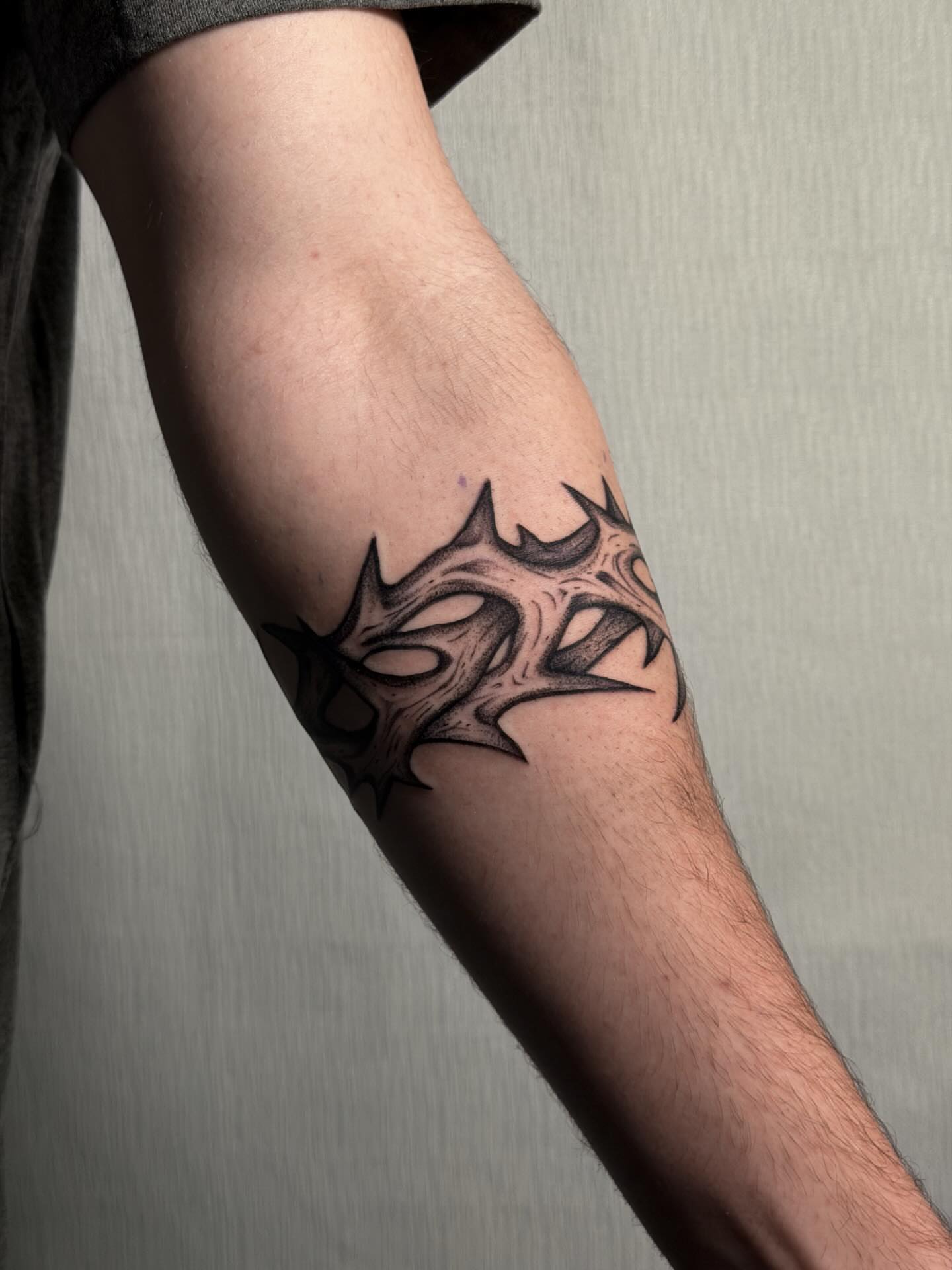 Tattoo by @sebastianinkk — black_and_grey