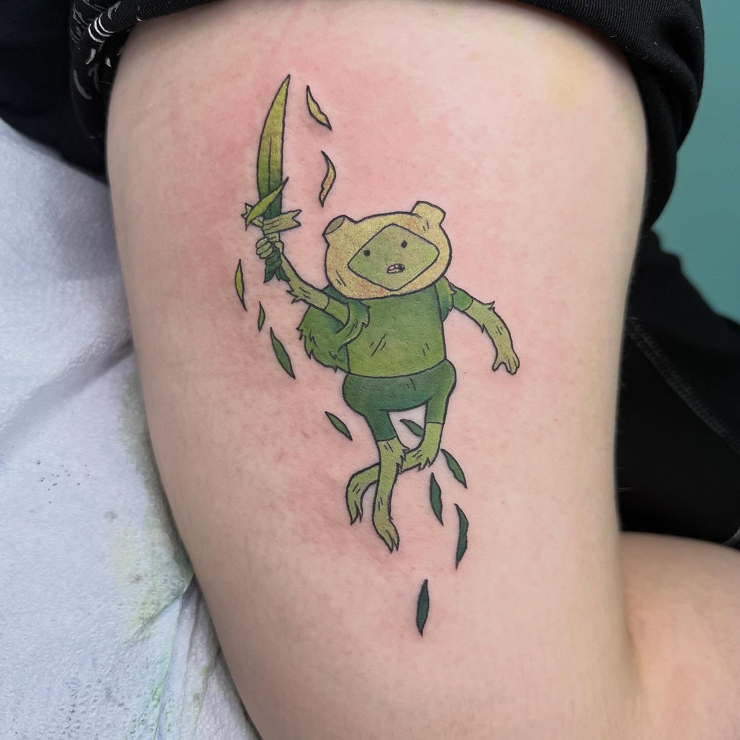 Adventure time finn dotwork tattoo on the thigh by Bry