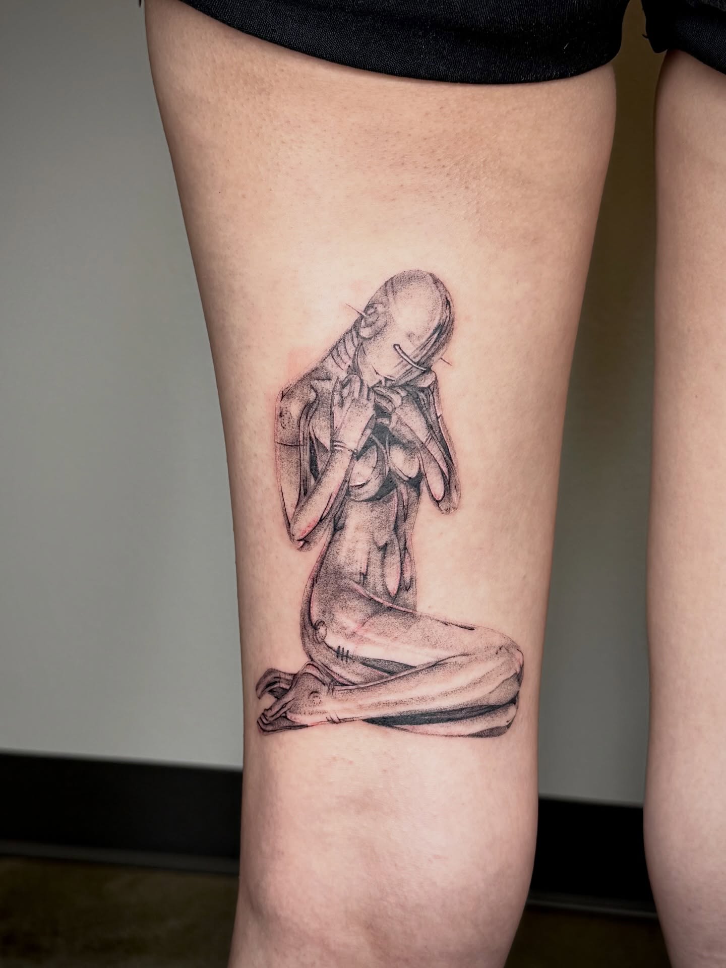 Tattoo by @zorniitsa — black_and_grey