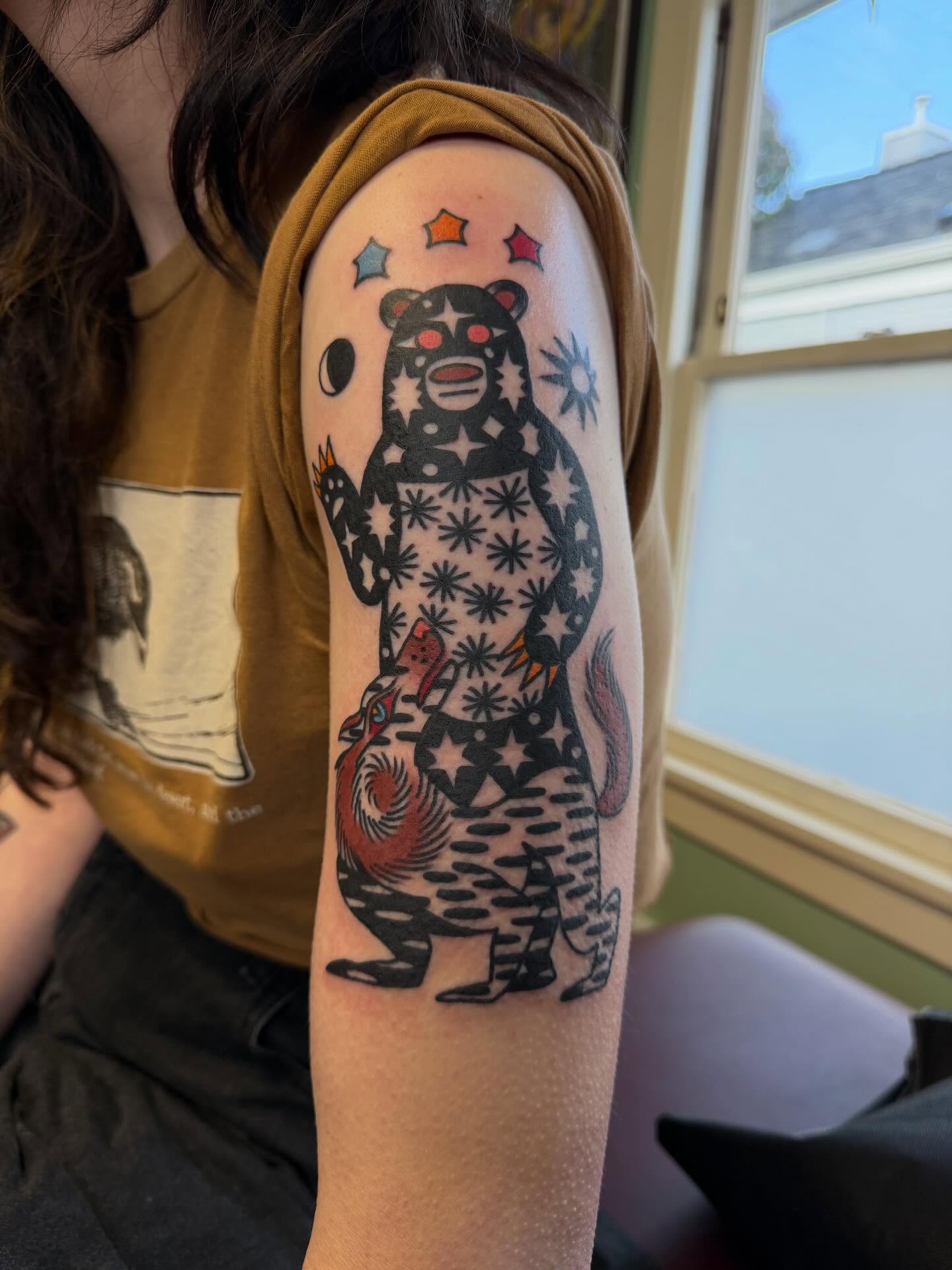 Bear American traditional tattoo on the forearm by Manee Friday