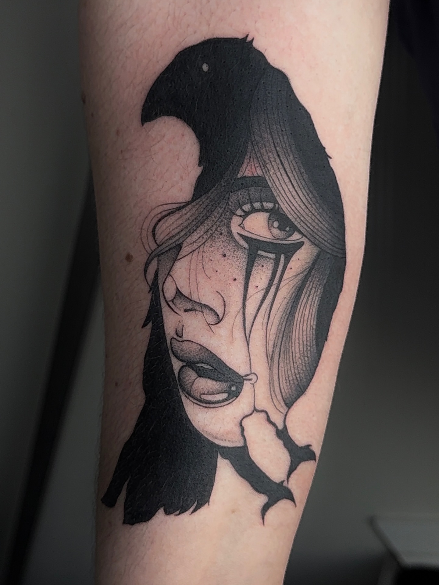 Tattoo by @hosannatattoo — dotwork, realism
