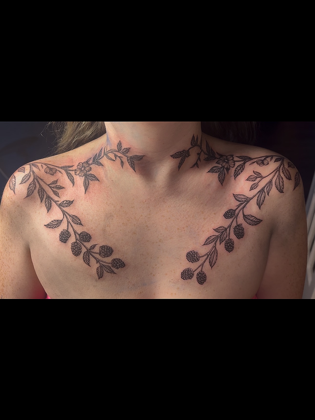 Berry vine black and grey tattoo on the chest by 𝔾𝔥𝓸ş𝔱