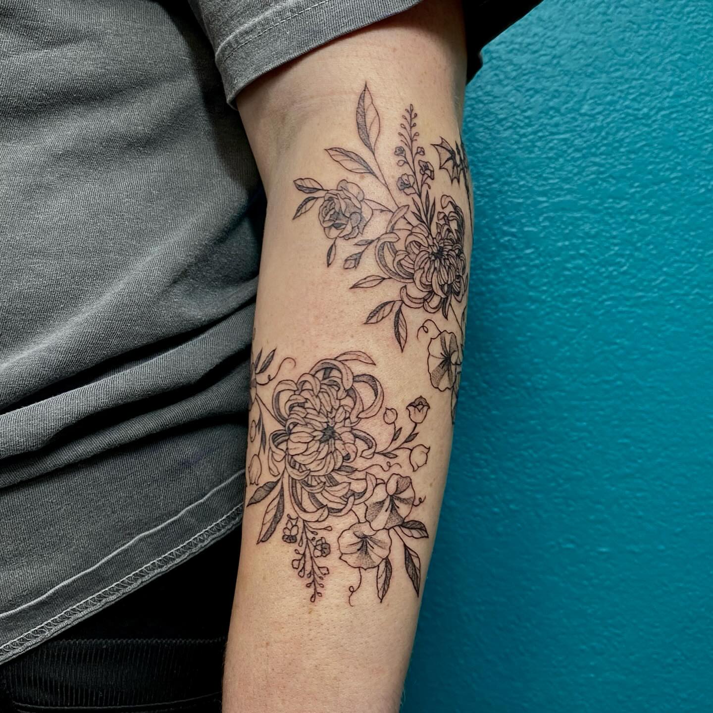 Tattoo by @emmaleighrosetattoos — black_and_grey