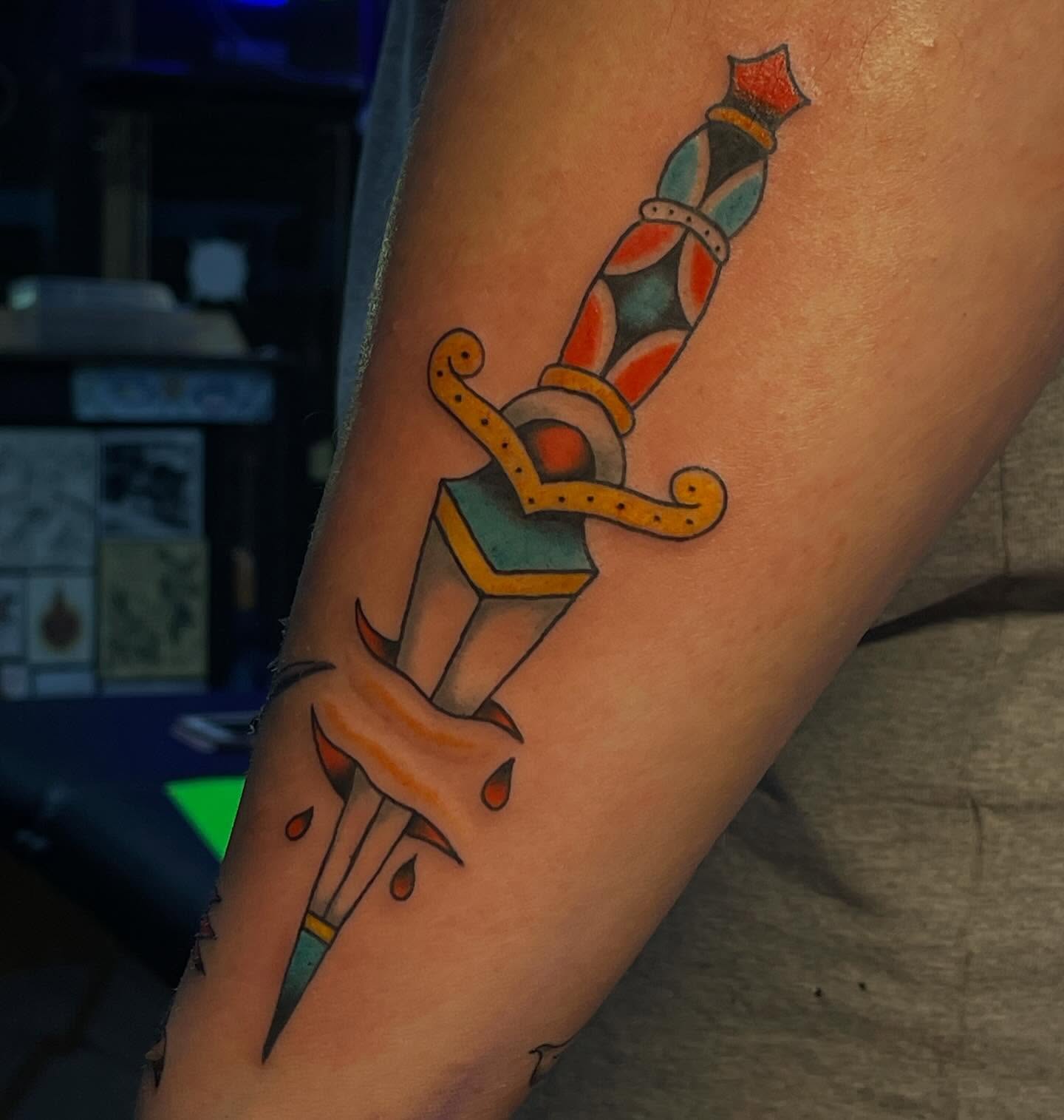 Tattoo by @sundaymassochist — american_traditional