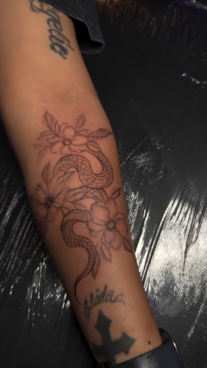 Tattoo by @tatsxval — fine_line, black_and_grey