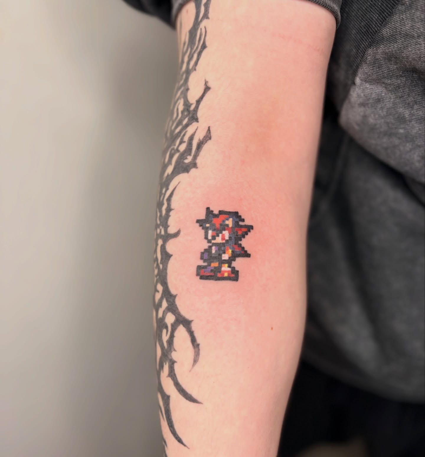 Tattoo by @maden_tt — dotwork