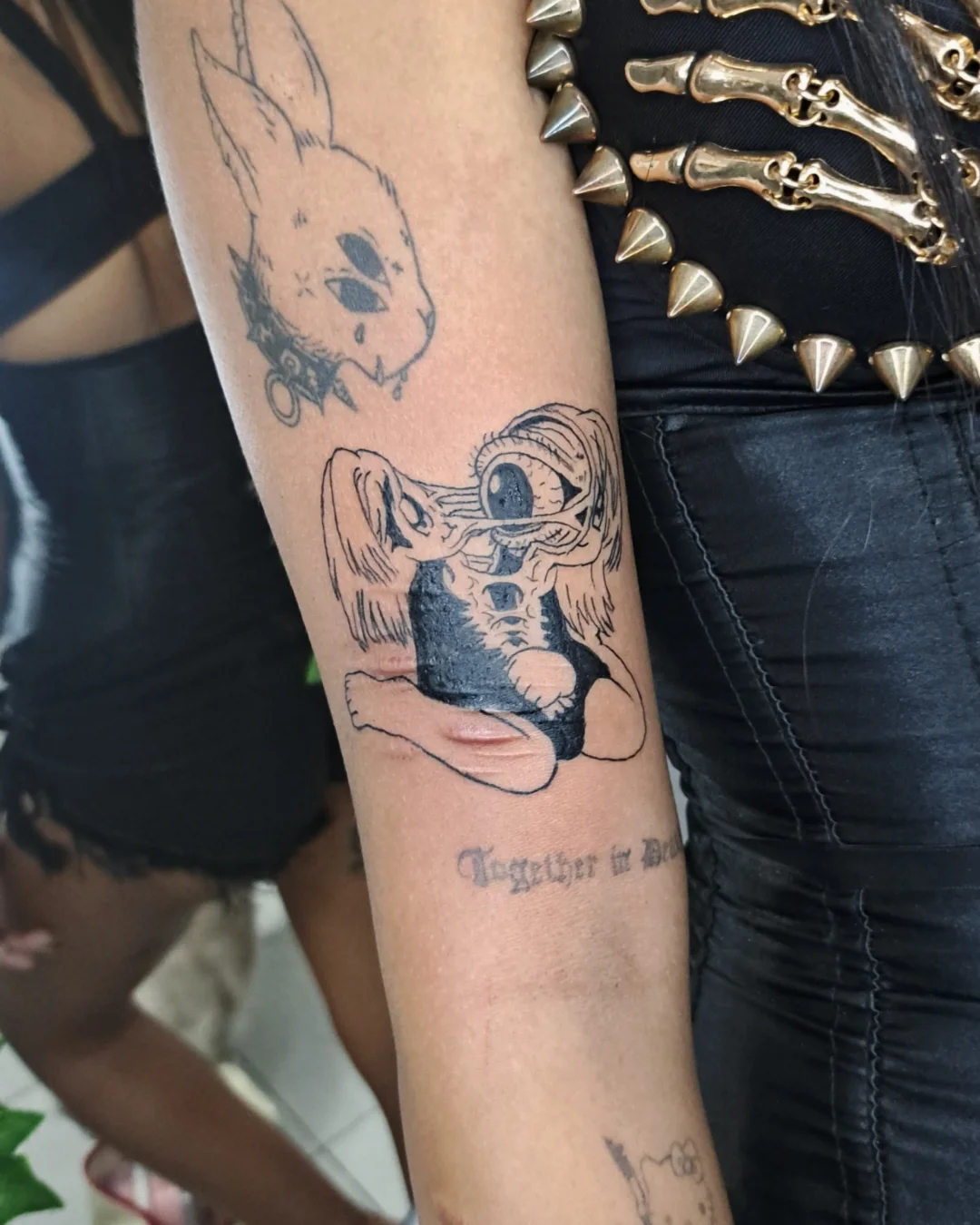 Tattoo by @wesleyfdm โ black_and_grey, realism
