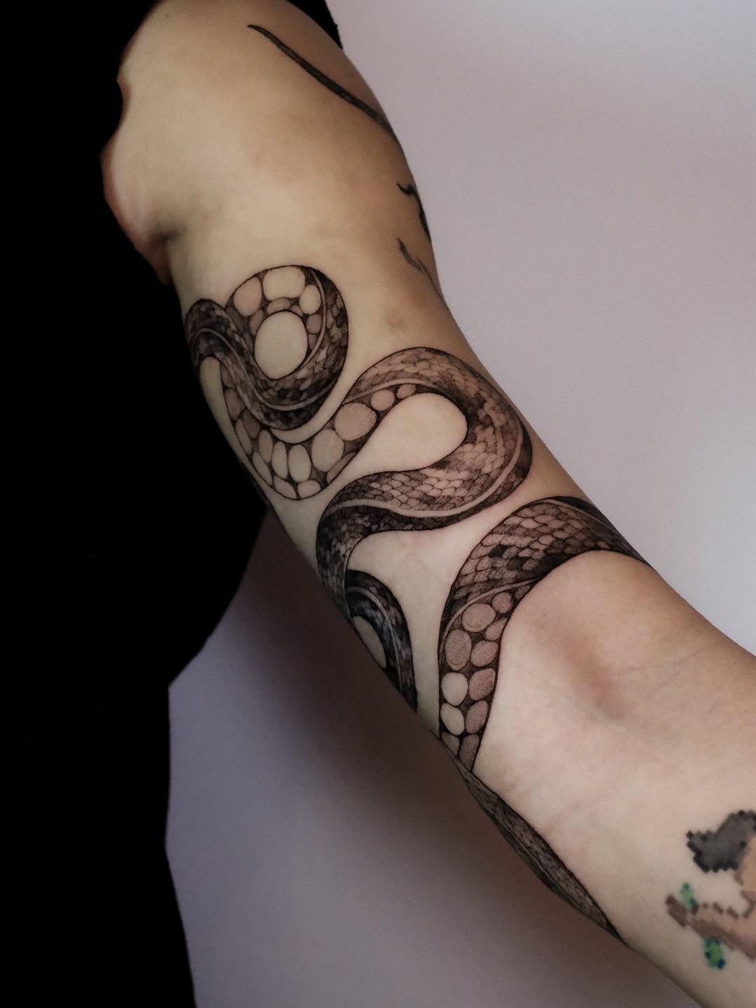 Tattoo by @zozutattoo — realism, black_and_grey