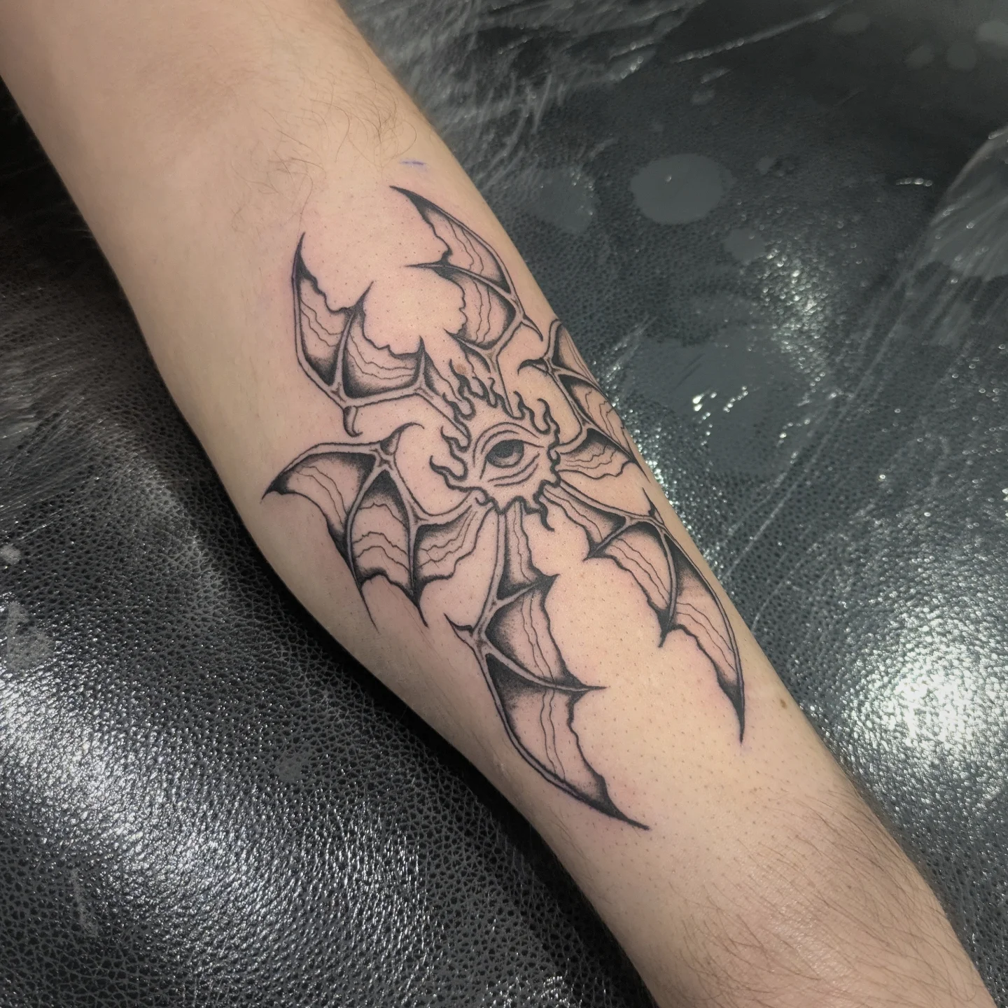 Tattoo by @elstattoos — black_and_grey