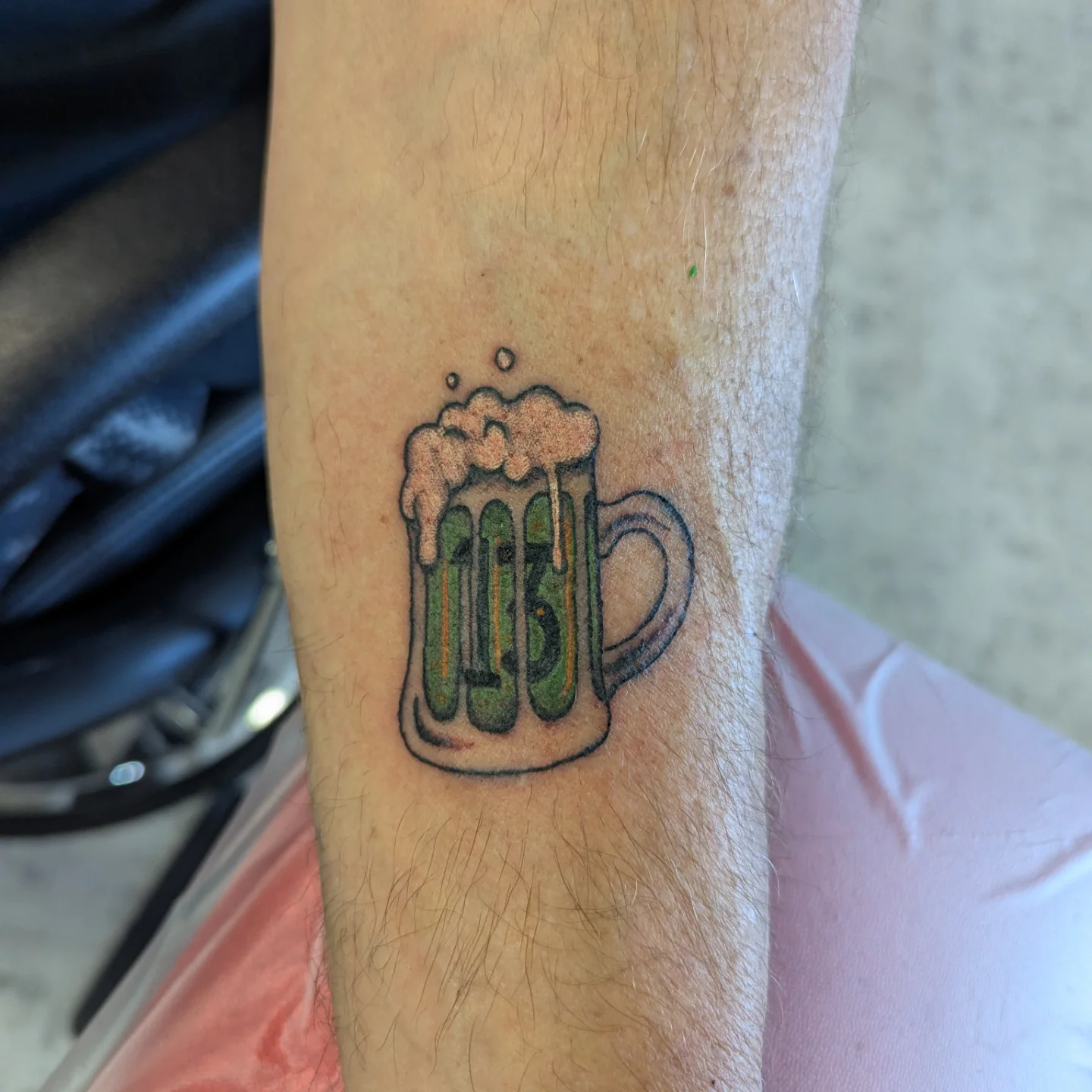Tattoo by @permanentpicturestattoo โ american_traditional