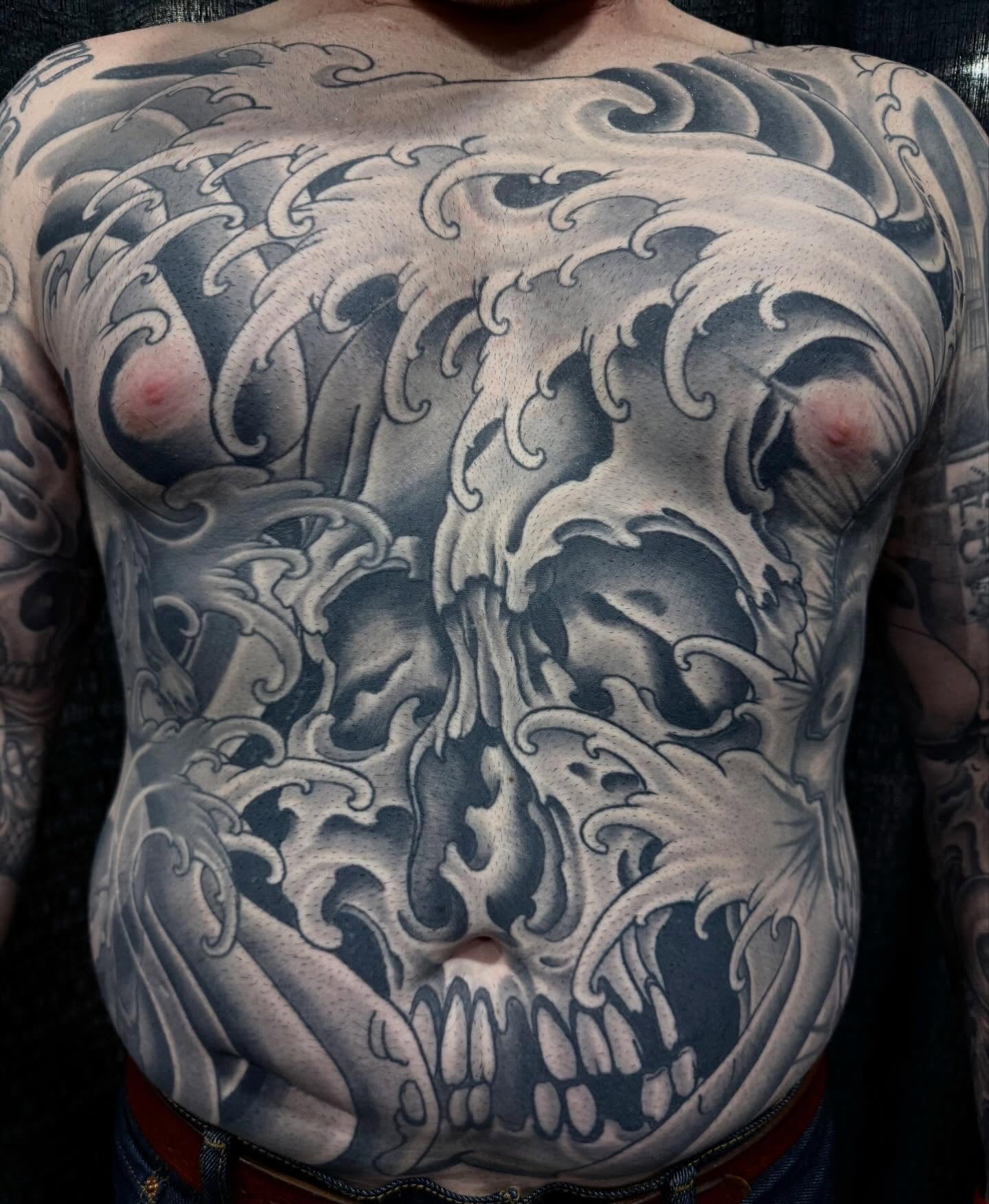 Tattoo by @mikegodfrey — black_and_grey, japanese_irezumi