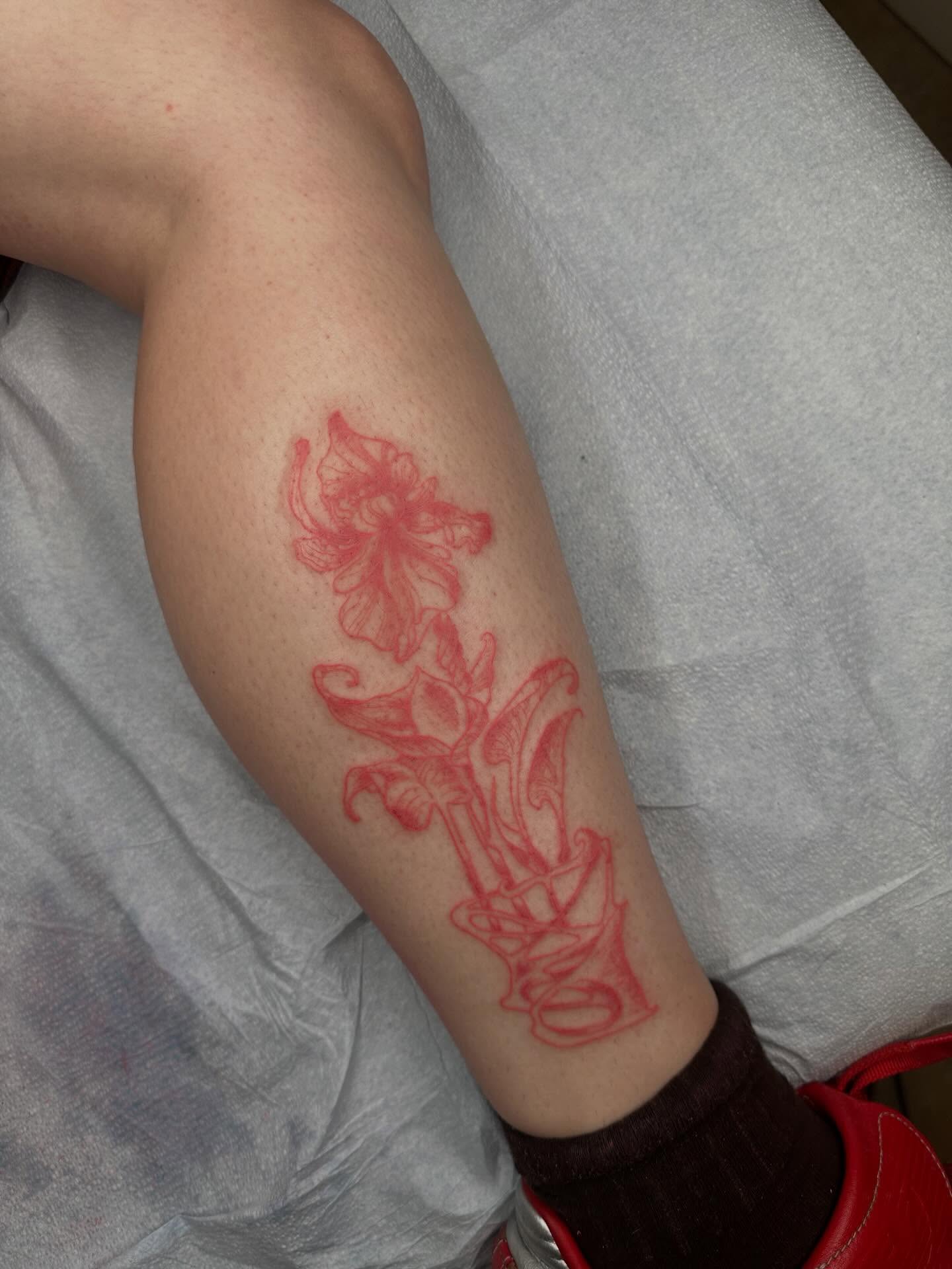 Flowers dotwork tattoo on the forearm by Alex Gunshefski