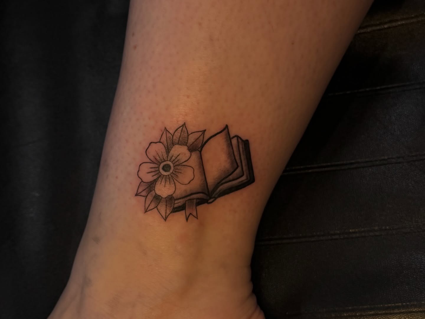 Tattoo by @lou.etherealtattoo — black_and_grey
