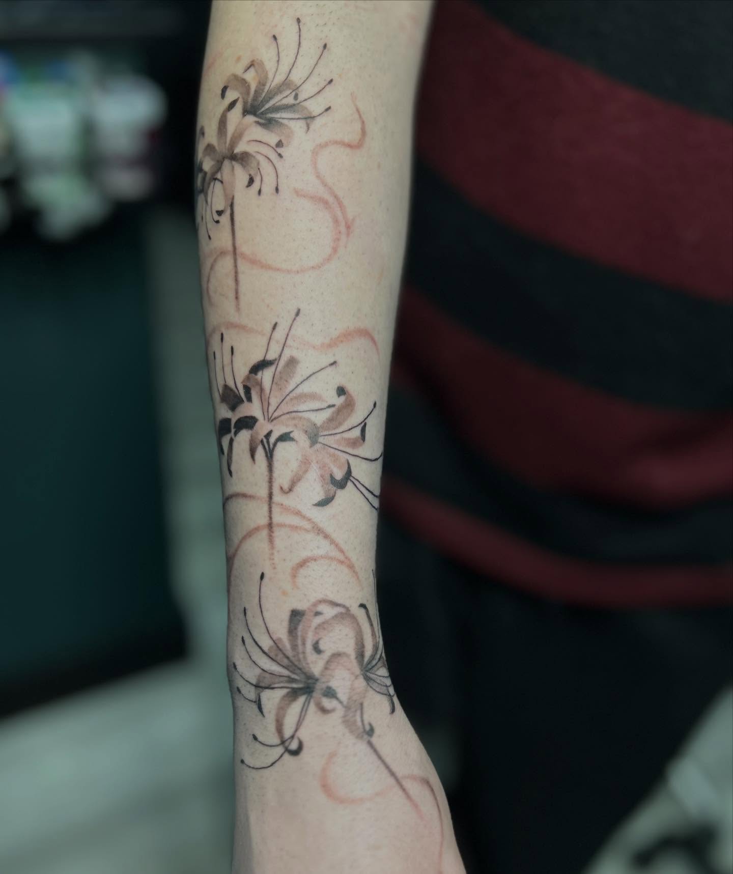 Tattoo by @kerostene — black_and_grey