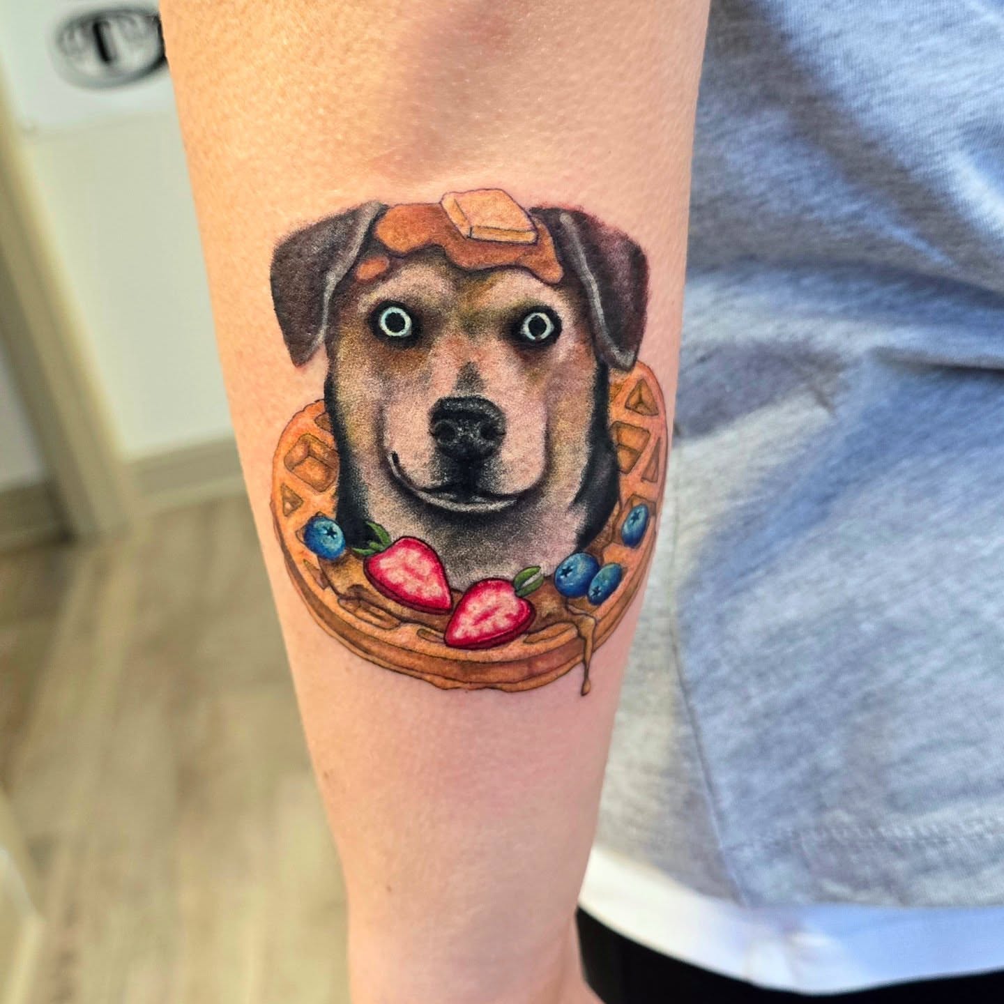 Tattoo by @emilylouisetattoos β realism