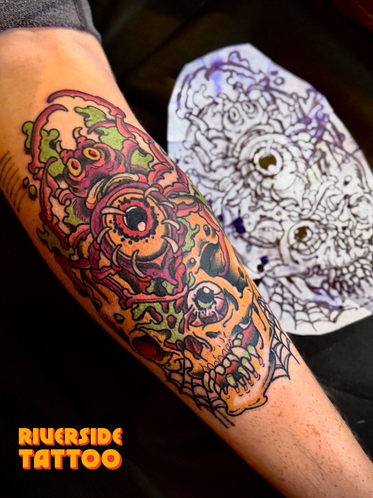 Skull American traditional tattoo on the forearm by Stephen Shaw