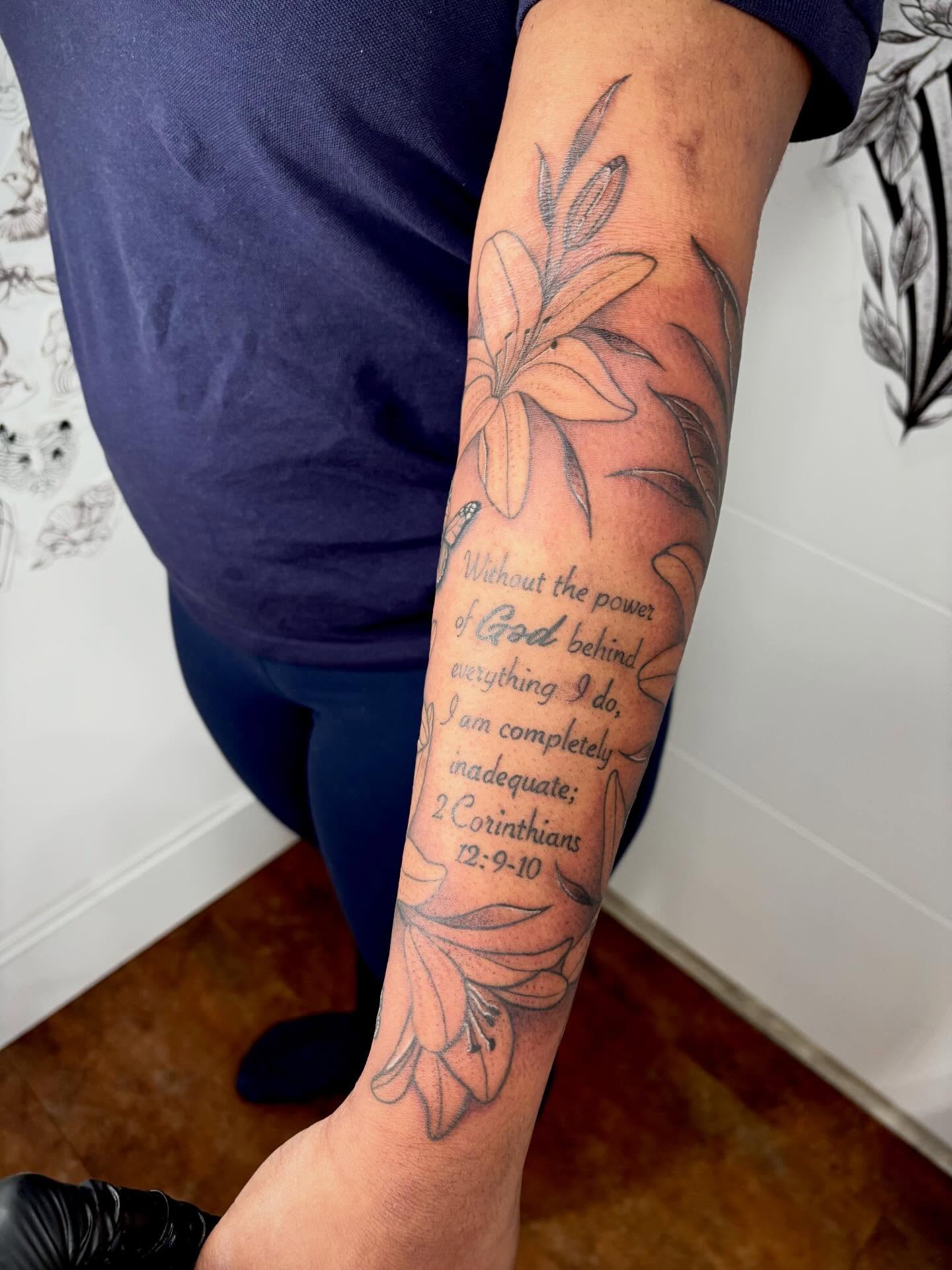 Tattoo by @julieobrientattoo — black_and_grey
