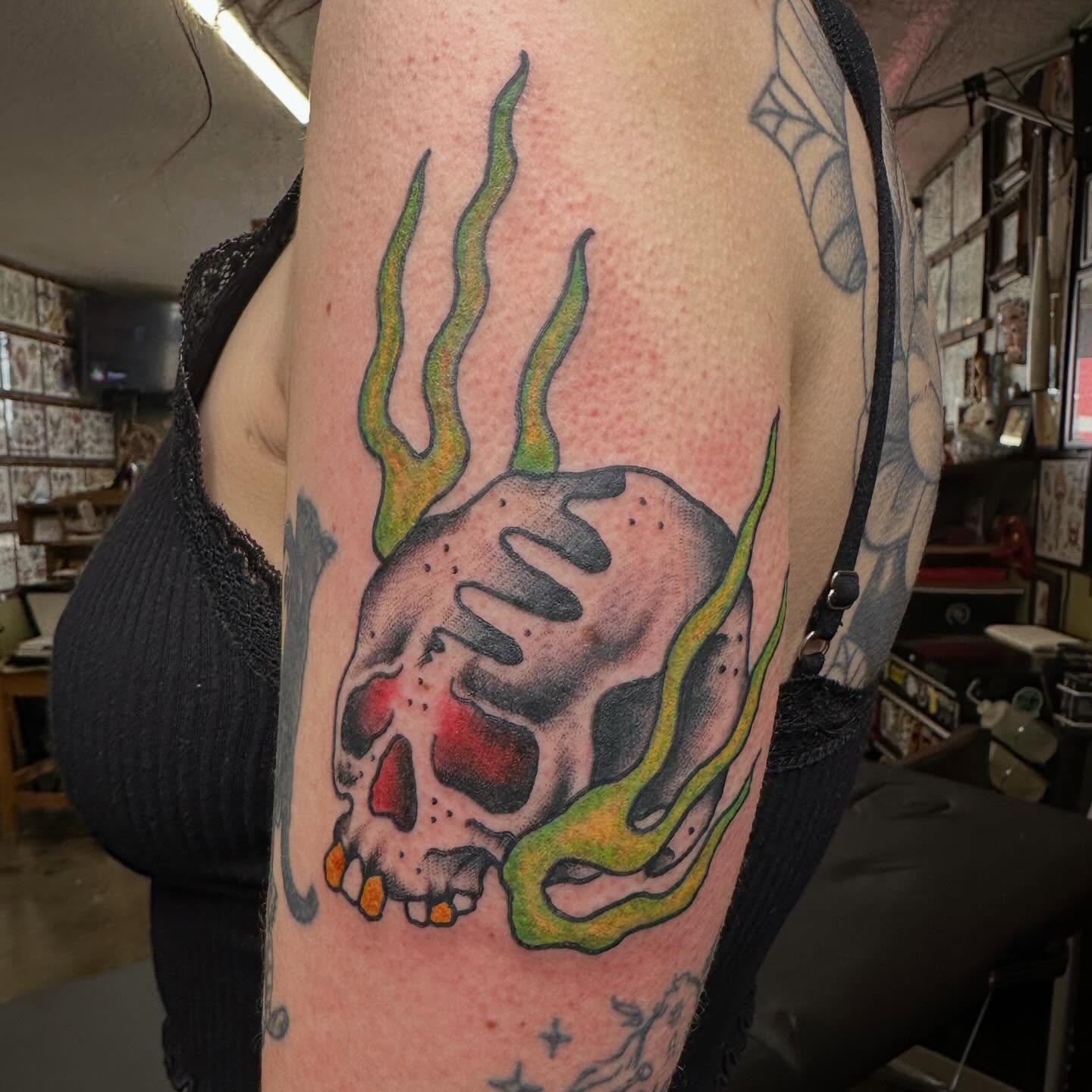 Tattoo by @asmth_ — american_traditional