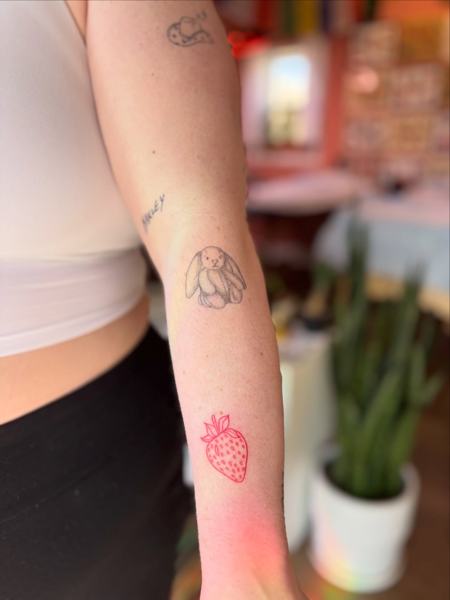 Tattoo by @damoretattoos — minimalist