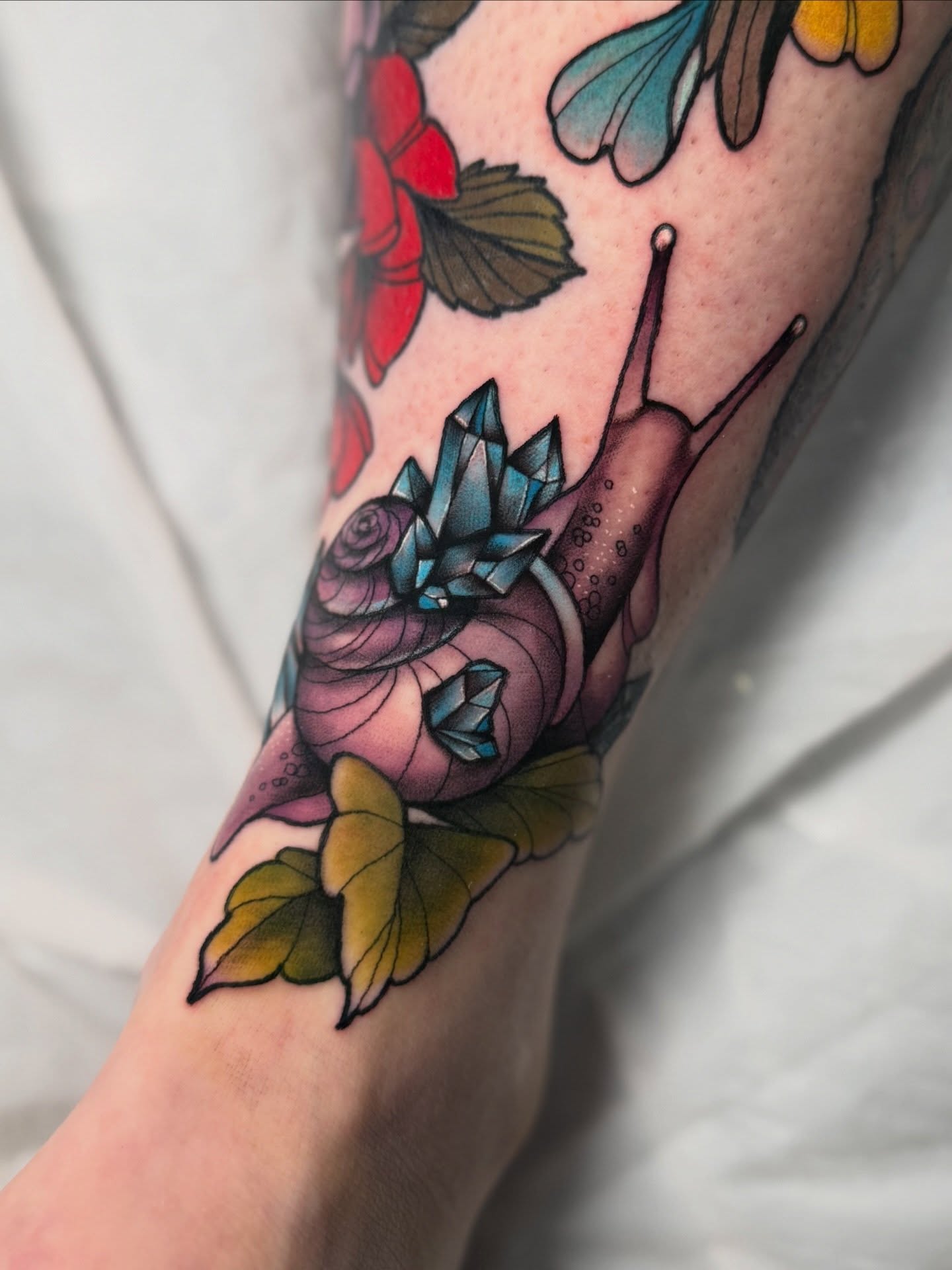Tattoo by @darien.alexandra — american_traditional, geometric