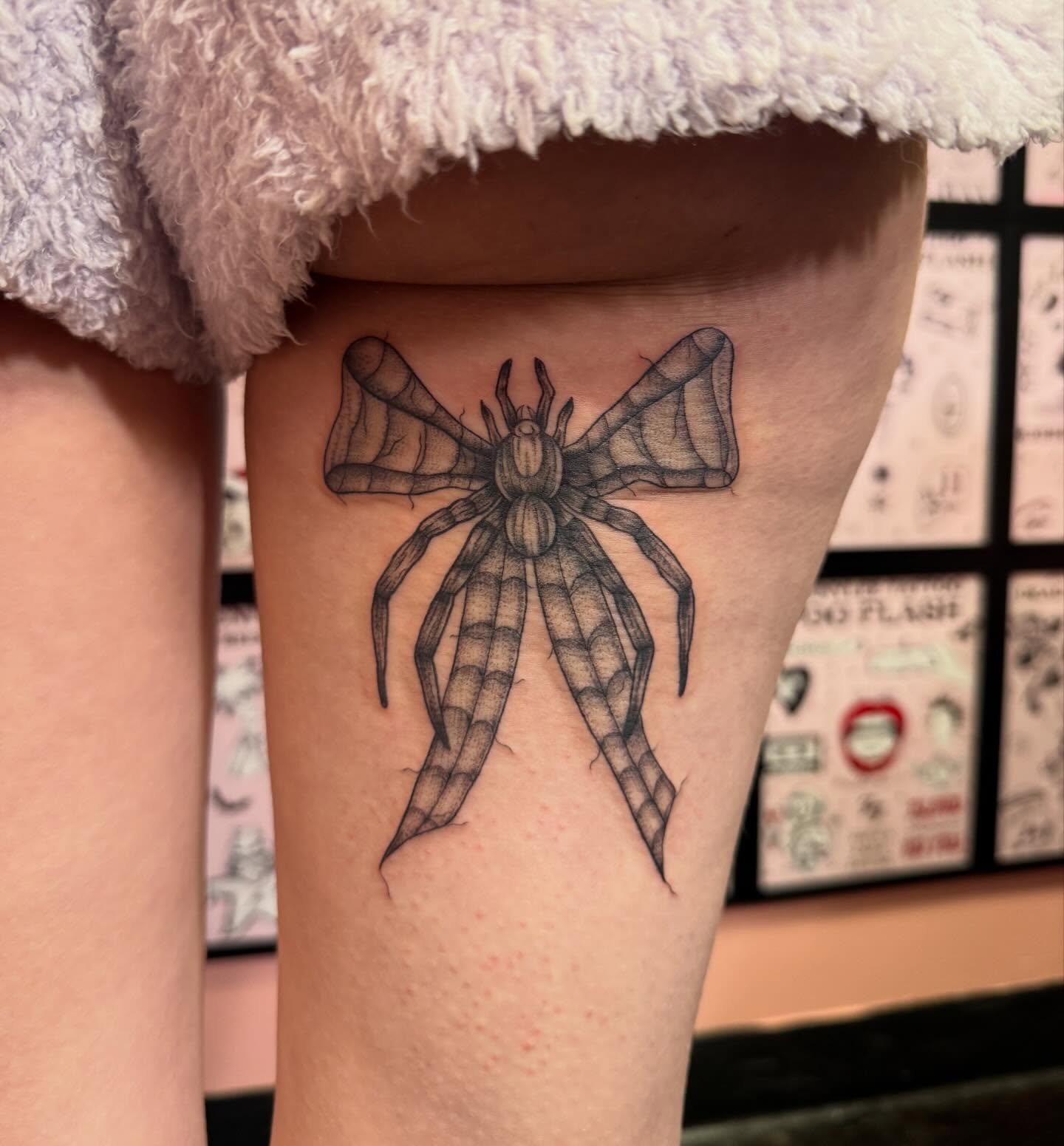 Spider black and grey tattoo on the thigh by Jennylee Aerts, Asbury Park, New Jersey