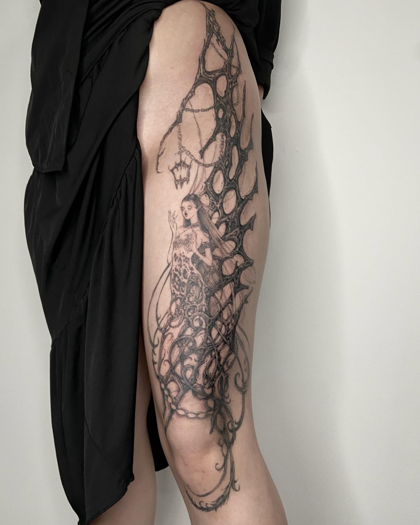 Tattoo by @friedraven_tattoo โ black_and_grey, realism