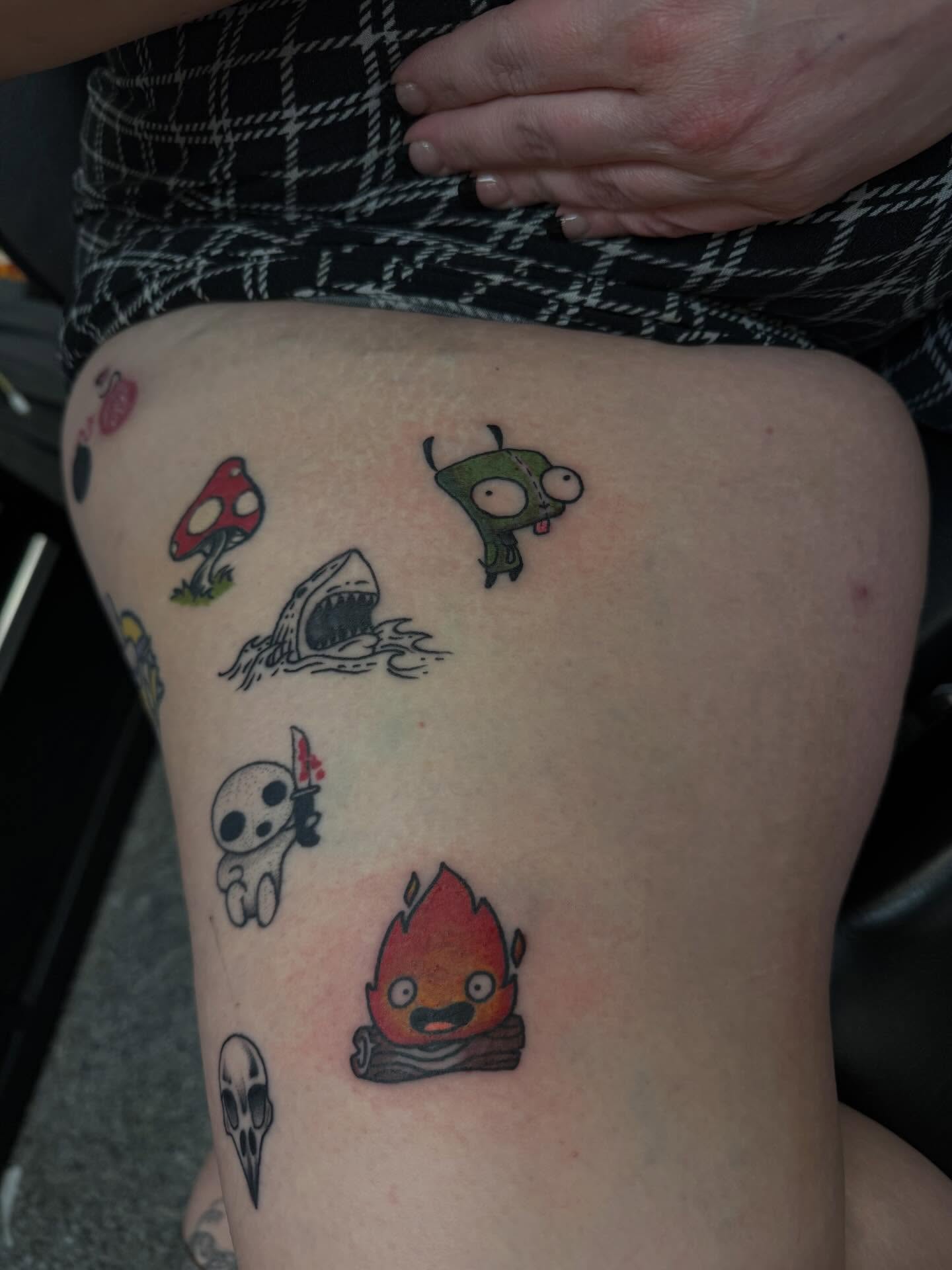 Tattoo collection dotwork tattoo on the thigh by “tatsbysabby”
