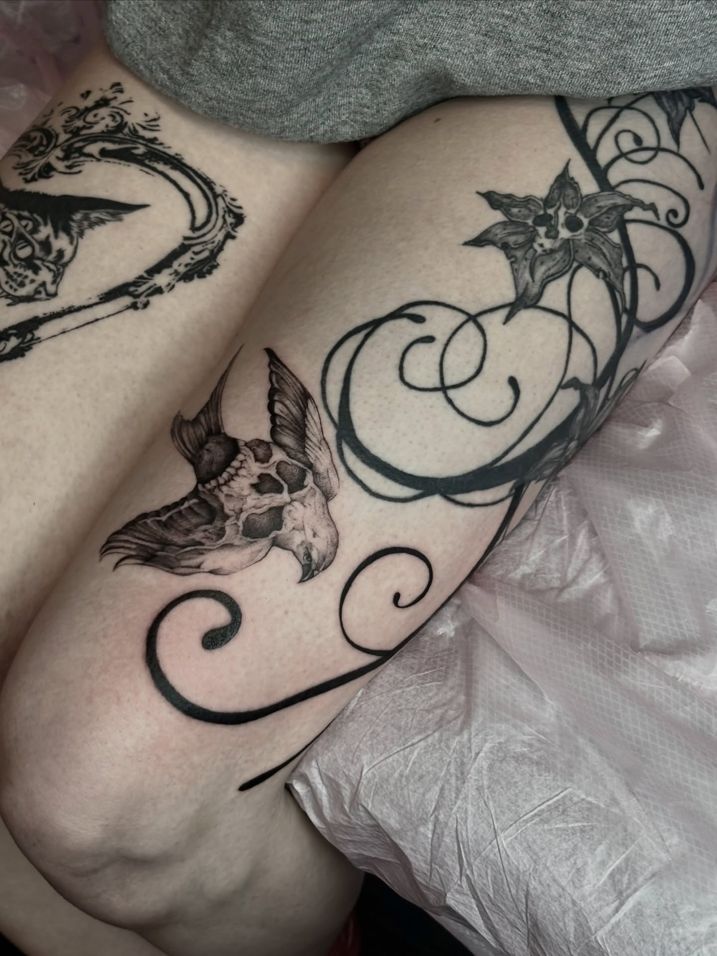 Bird skull neo-traditional tattoo on the thigh by Silvia :)