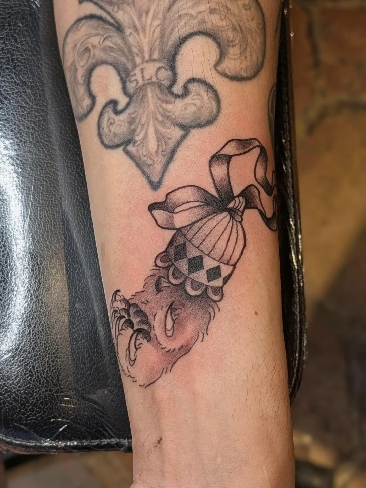 Tattoo by @neonmoonink — black_and_grey