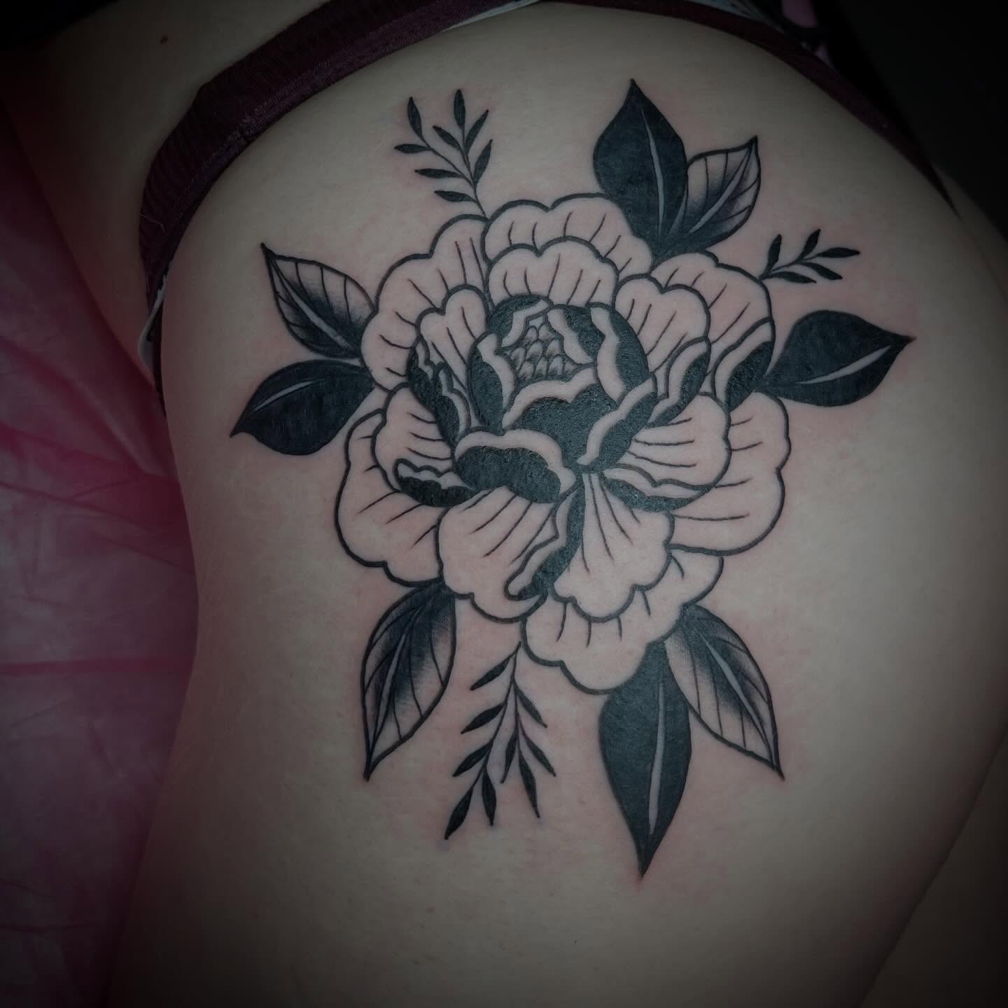 Tattoo by @jesscorinnetattoo — black_and_grey
