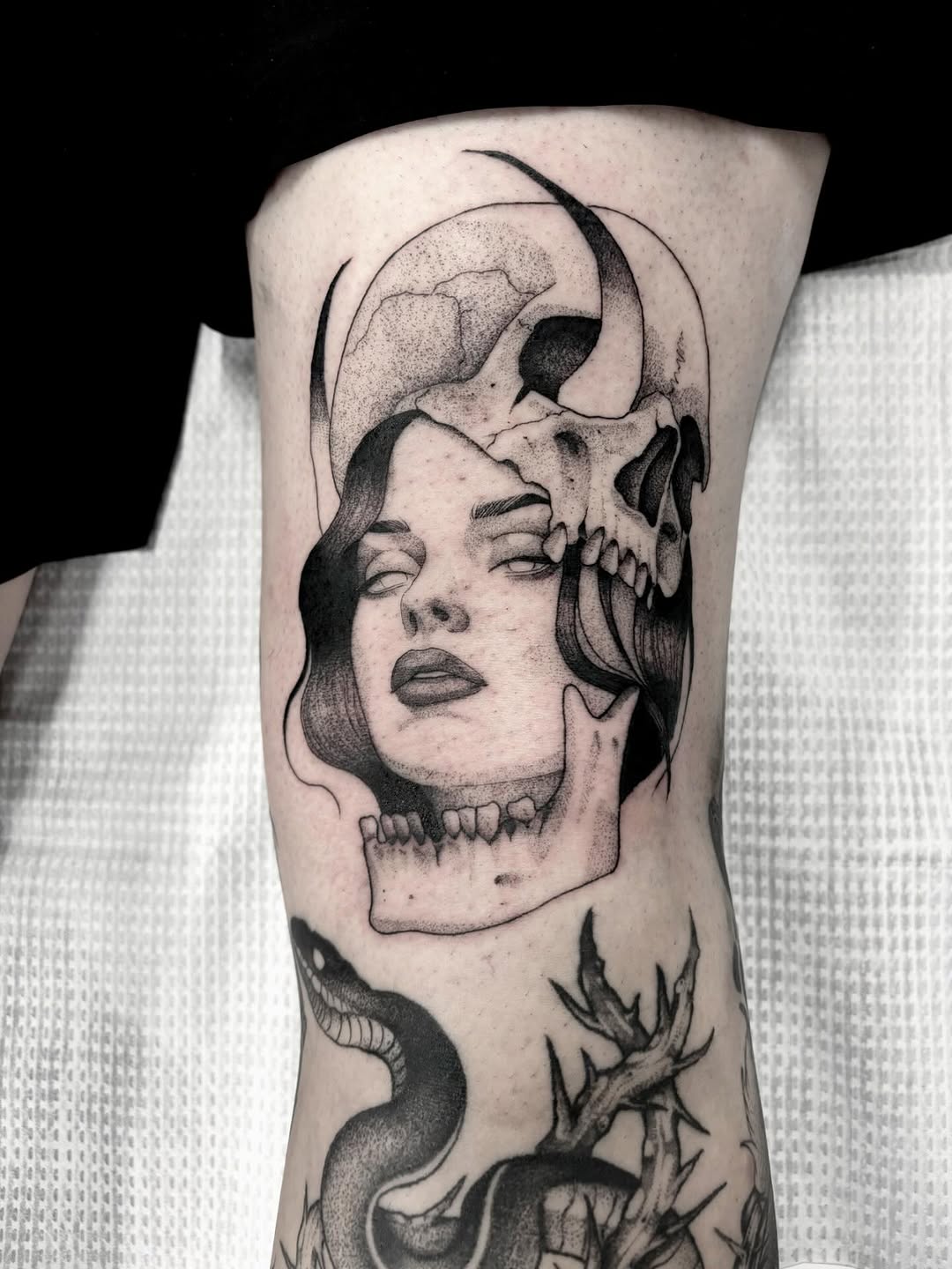 Tattoo by @zoedtattoos โ black_and_grey, dark_realism