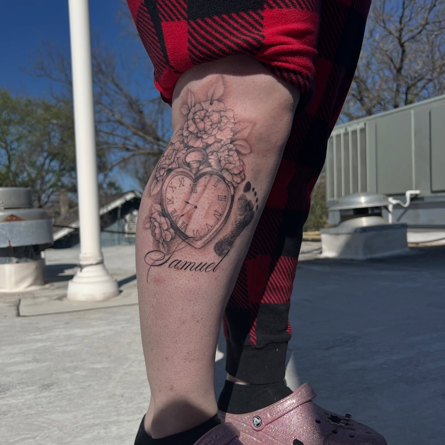 Heart clock black and grey tattoo on the calf by syiko ☆ 。・:*˚:✧。, Austin, Texas