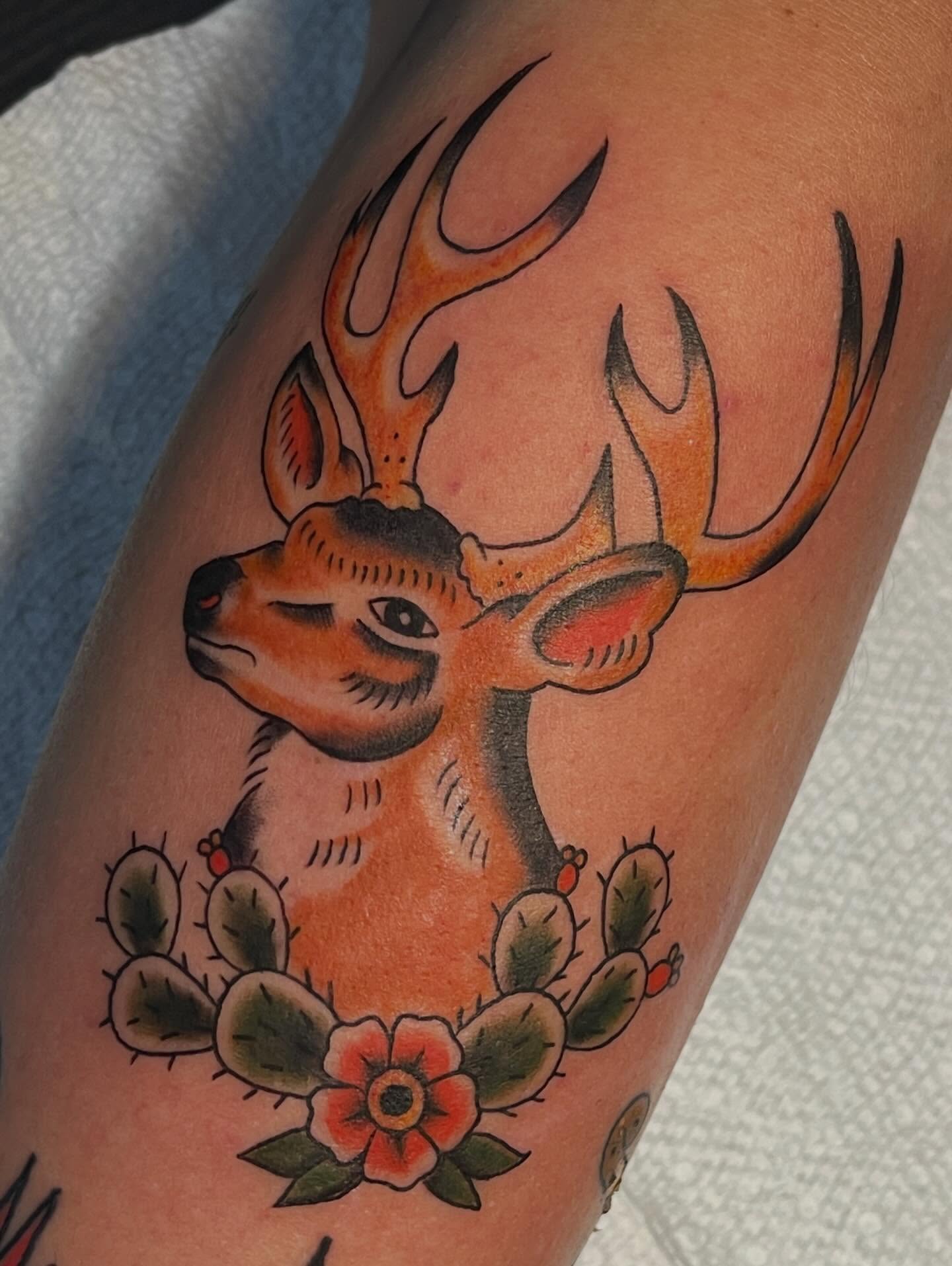 Tattoo by @sundaymassochist — american_traditional