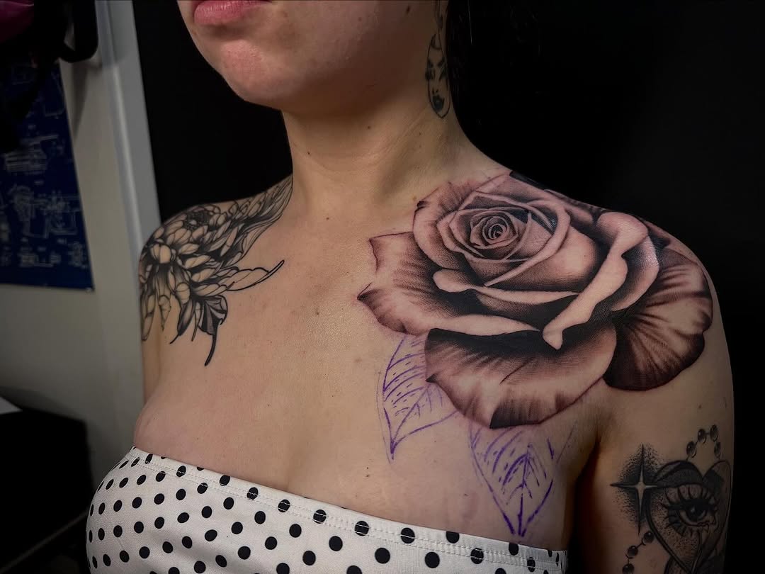Tattoo by @lizzyinkslinga — black_and_grey, realism