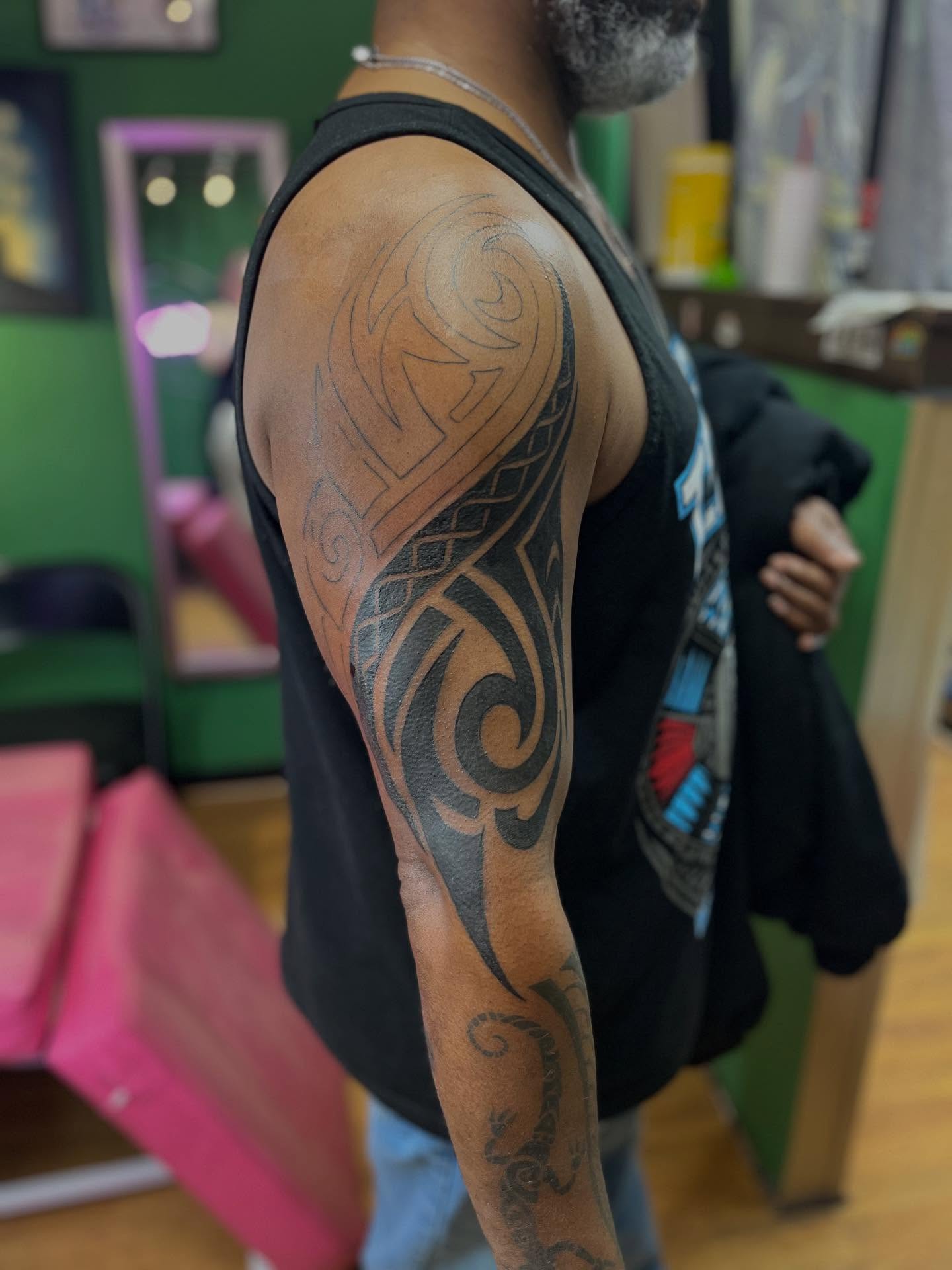 Tattoo by @bodyartbycakens — tribal